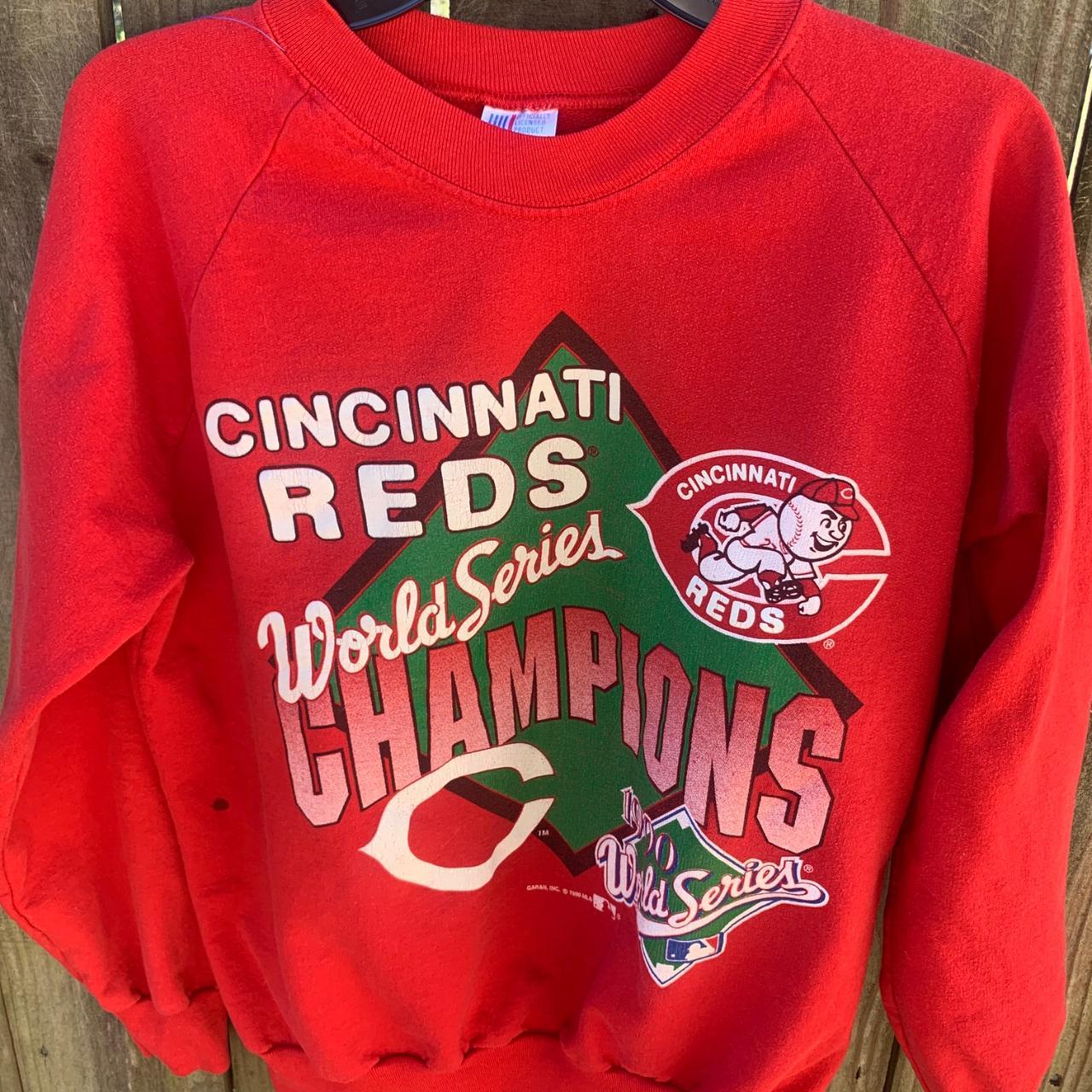 Vintage Cincinnati Reds Sweatshirt Size XL 23” pit - Depop