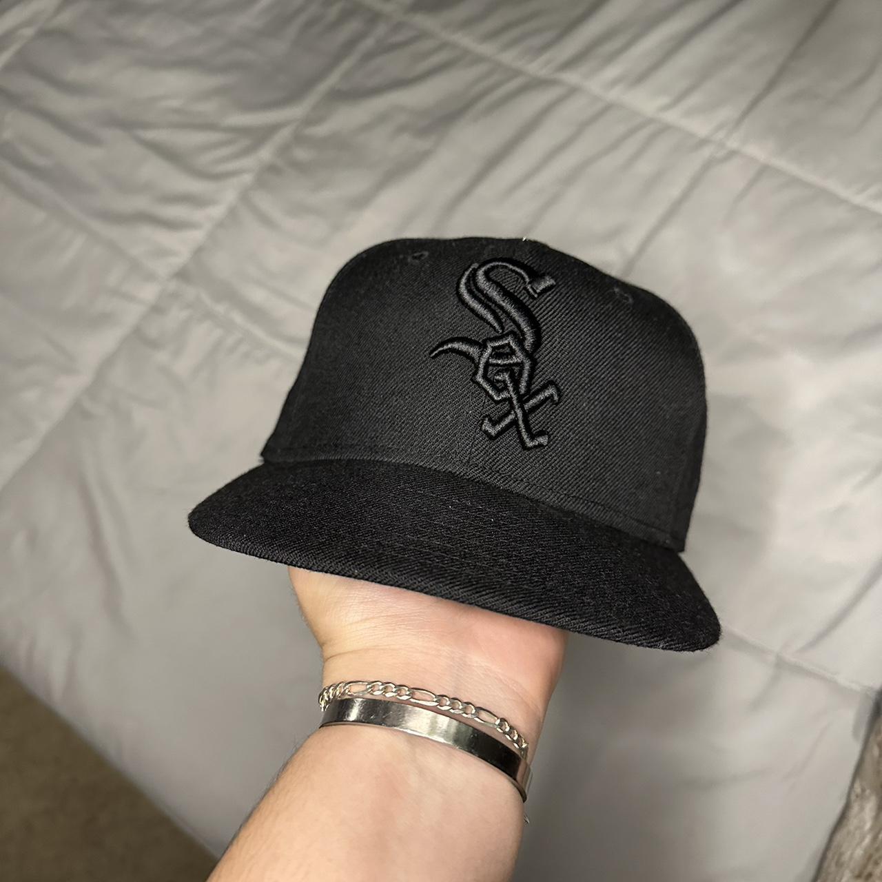 Majestic MLB Chicago White Sox Faded Black Retro - Depop