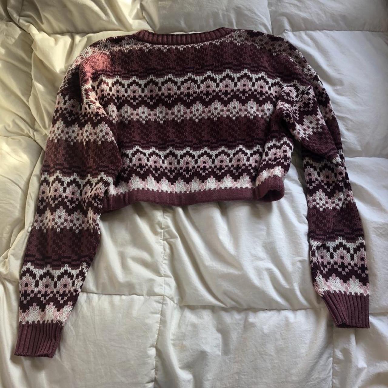 Aeropostale Women's Burgundy and White Jumper (2)