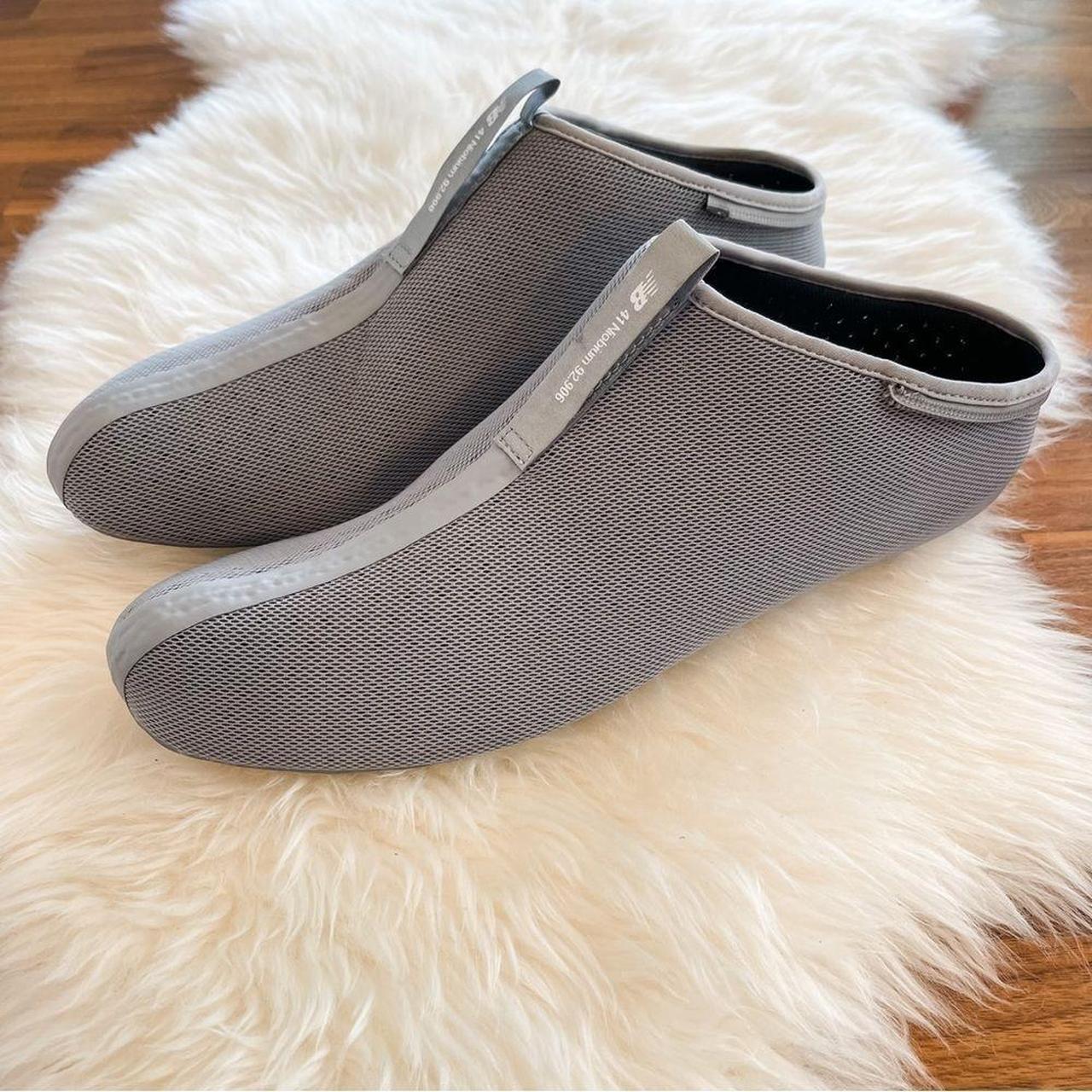 Zip up slippers discount mens