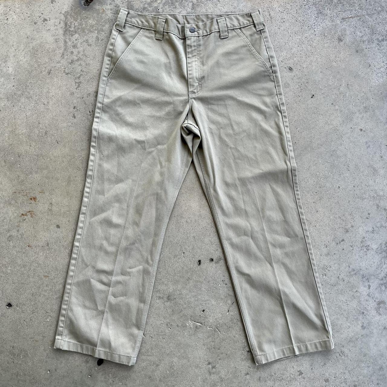 Carhartt Khaki Pants 36. These pants are in great... Depop
