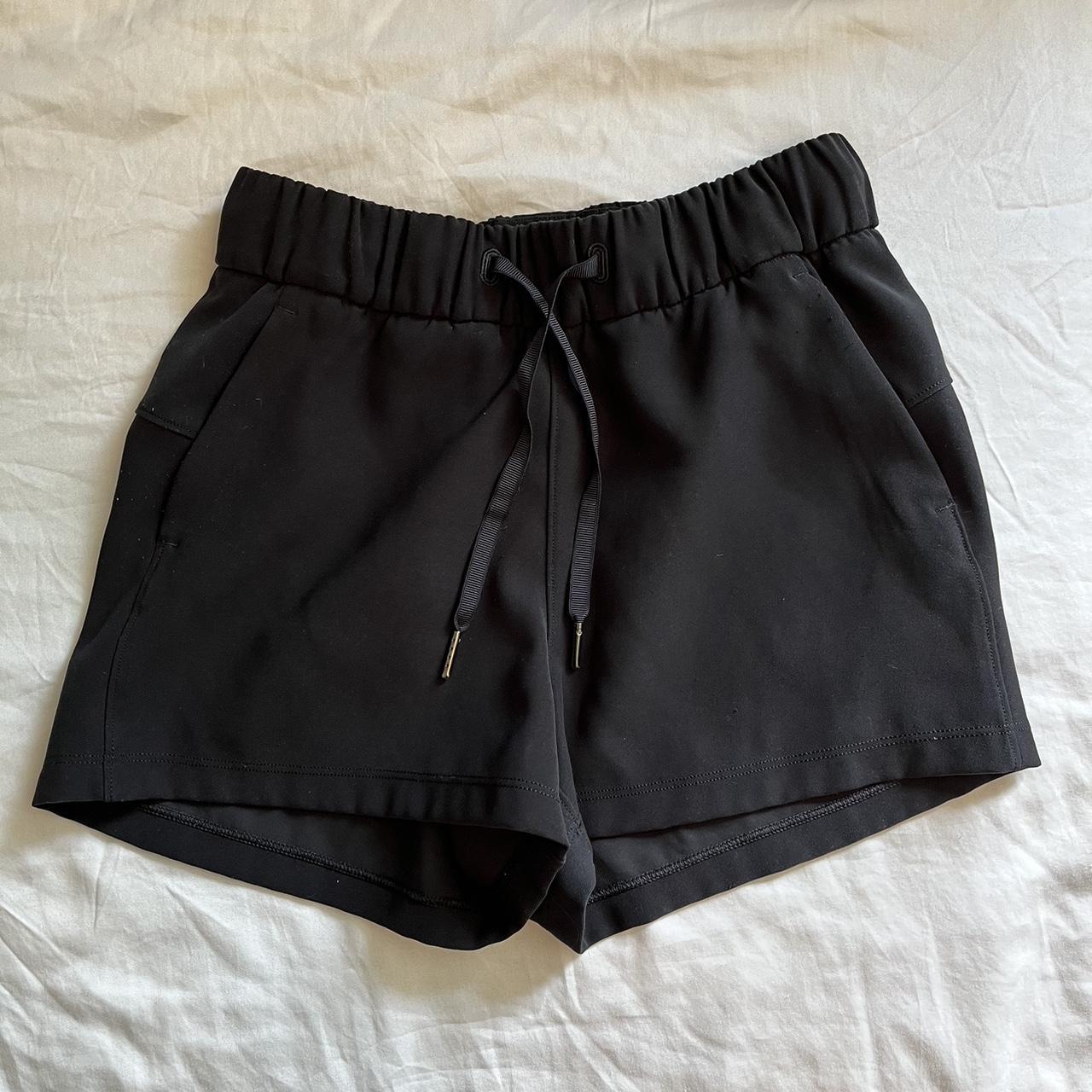 Lululemon shorts Size 2 Gently worn - Depop