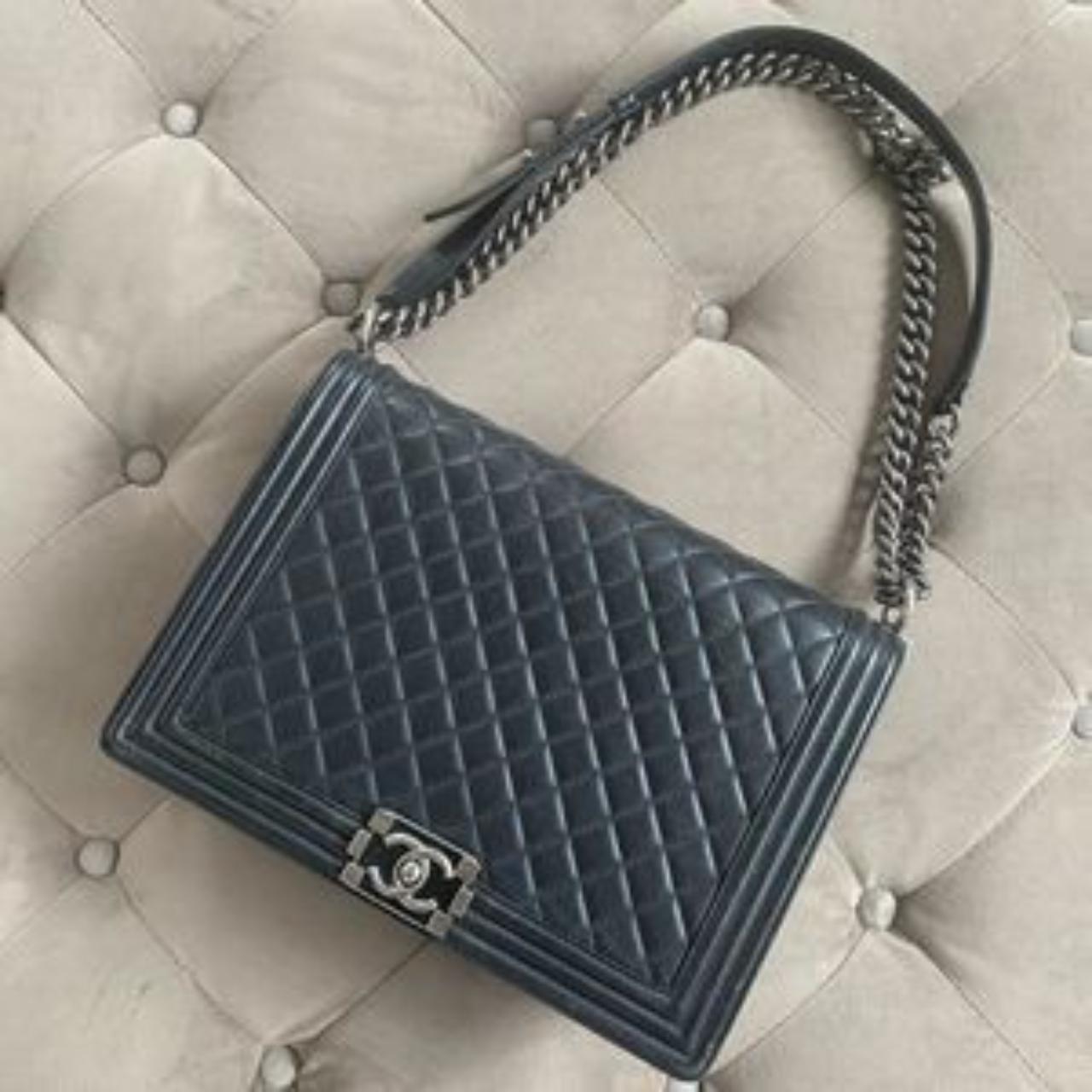 Chanel xl sale boy bag