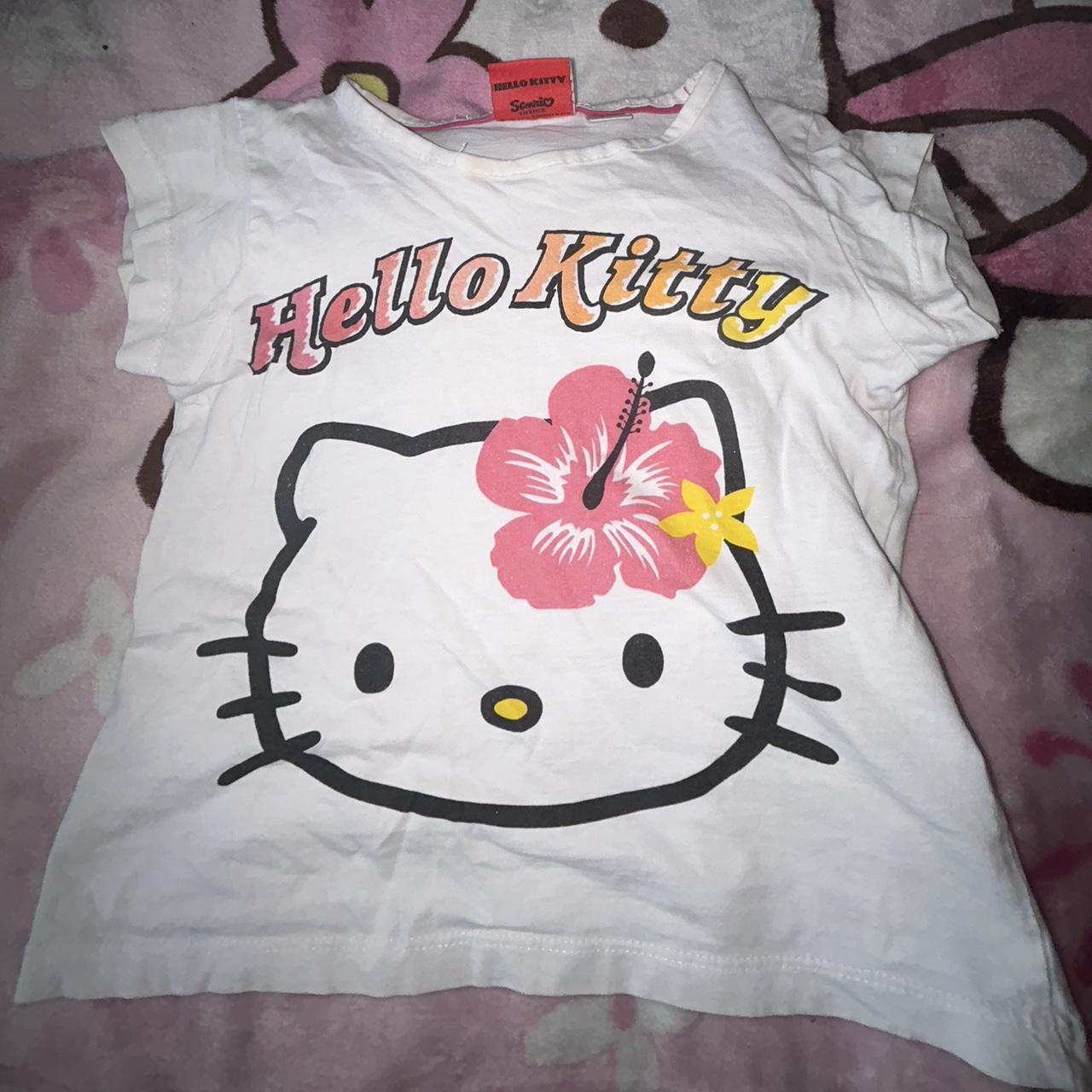 Hello Kitty Women's Yellow and Pink Crop-top | Depop