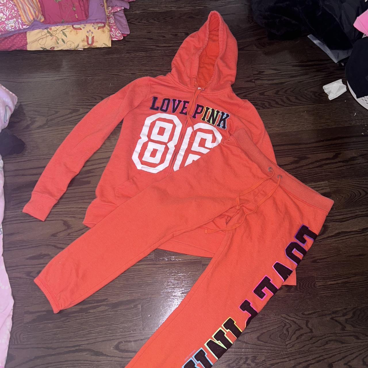 Love store pink sweatsuit