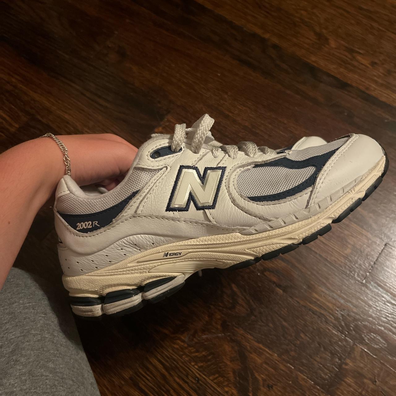 new balance dad shoe men’s size 5.5/ women 7 Depop