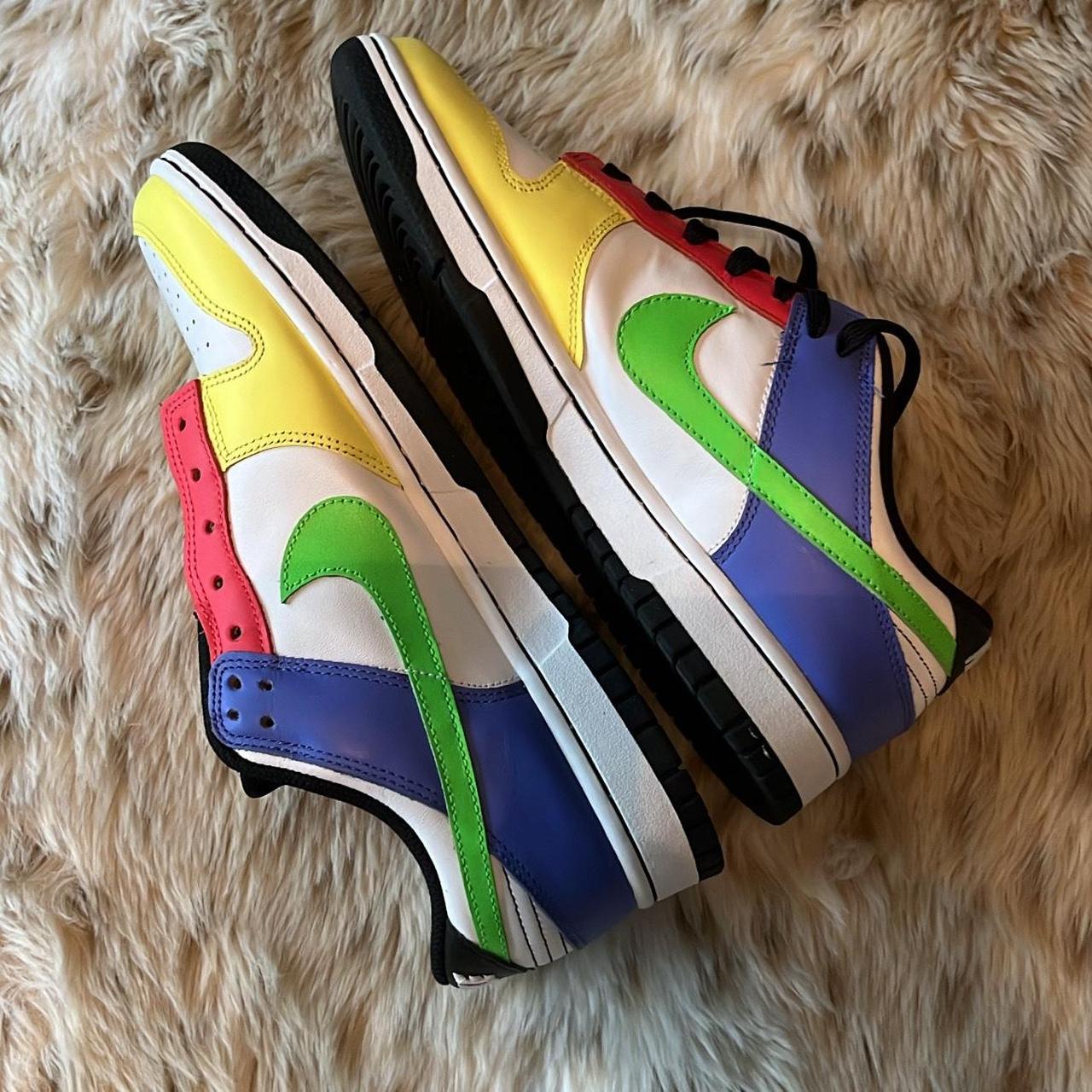 nike trainers colour
