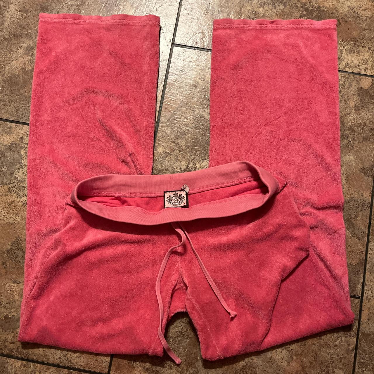 item listed by laurennsclosettt