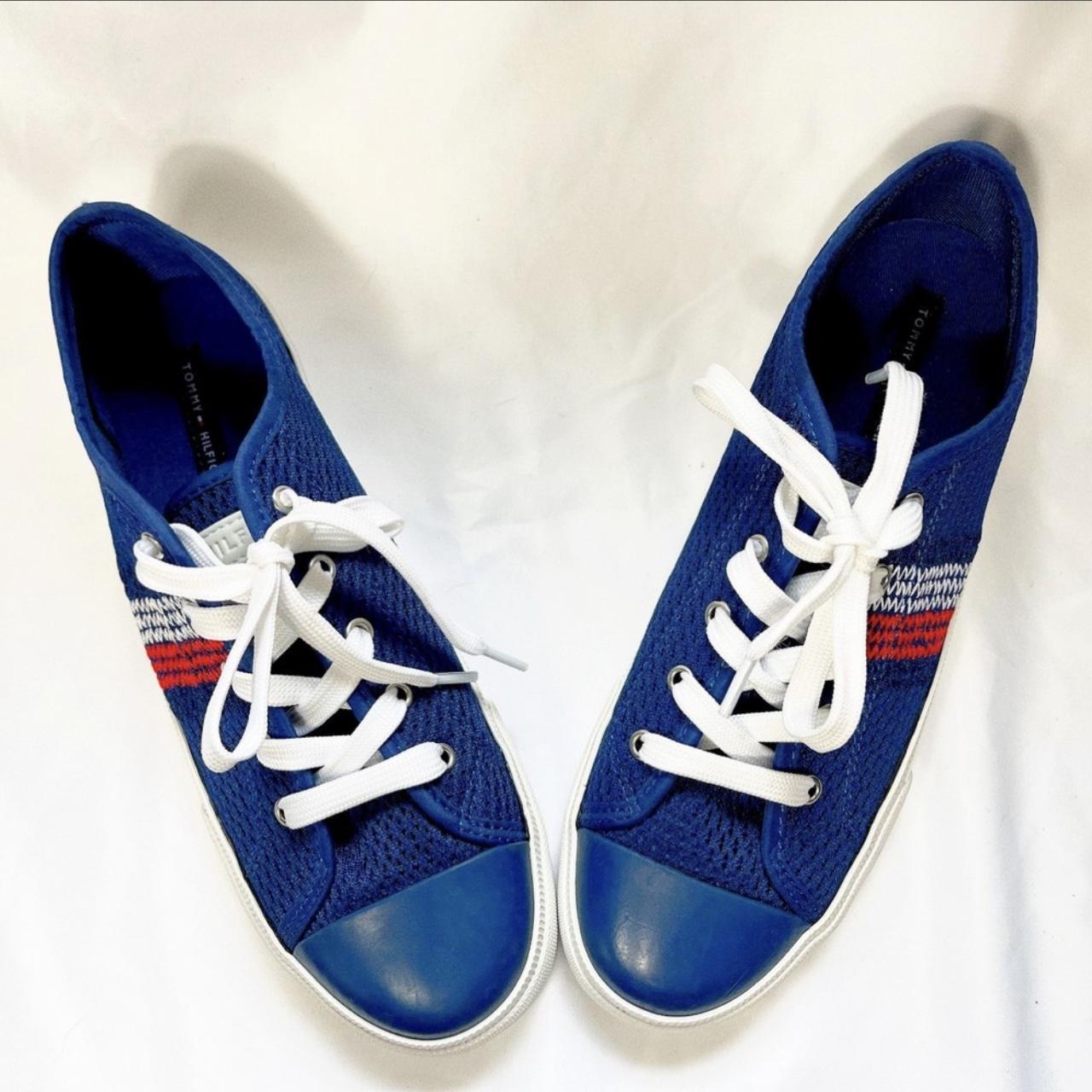 Tommy hilfiger navy sales sneakers