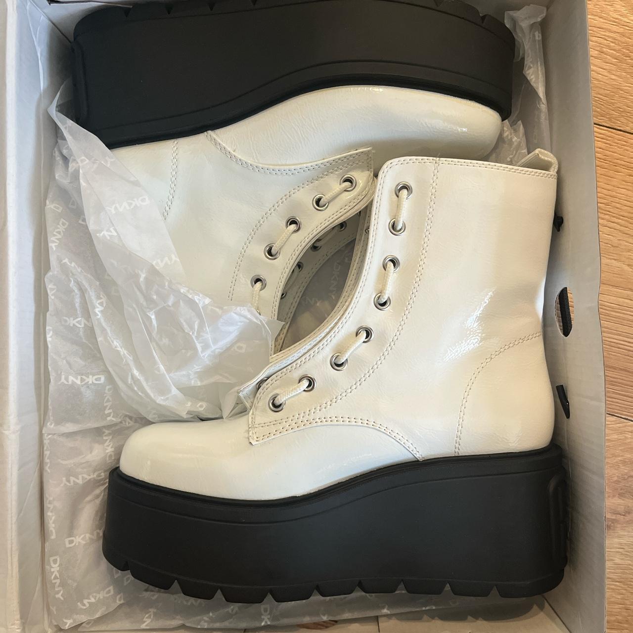 Dkny store white boots