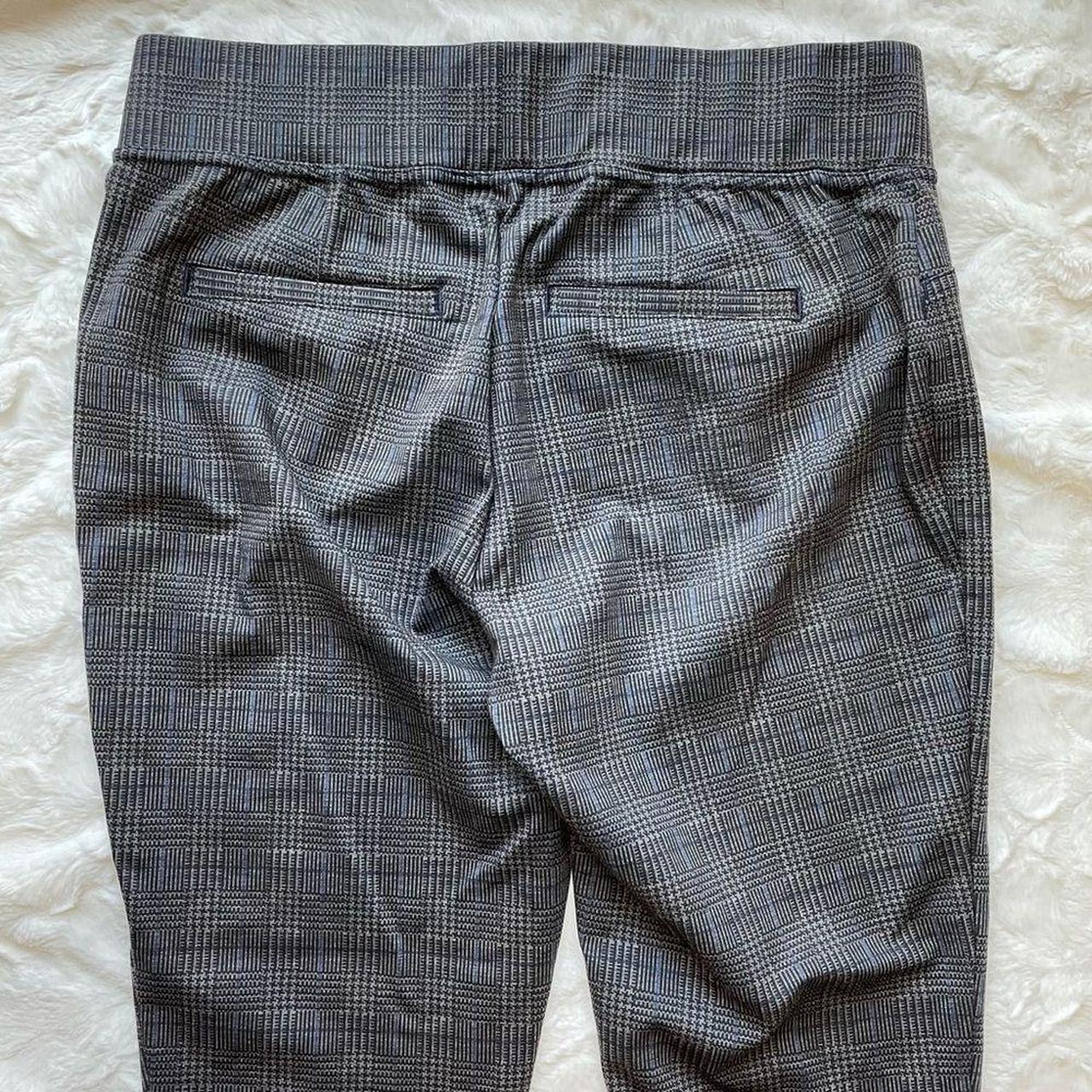 Seven7 pull on leggings, dark gray plaid, size L, - Depop