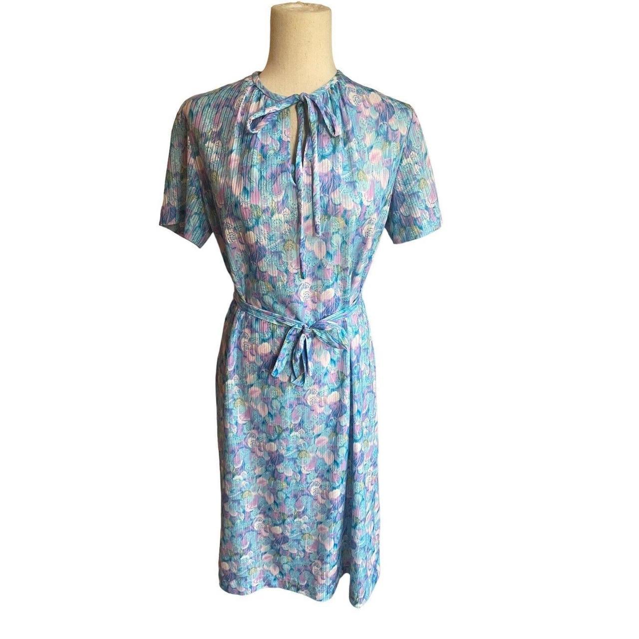 item listed by thecureatedvintage