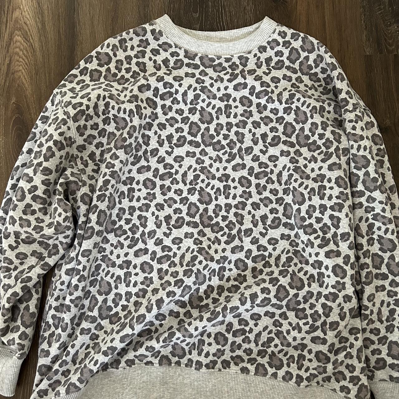 American eagle oversized crewneck- really comfy and... - Depop