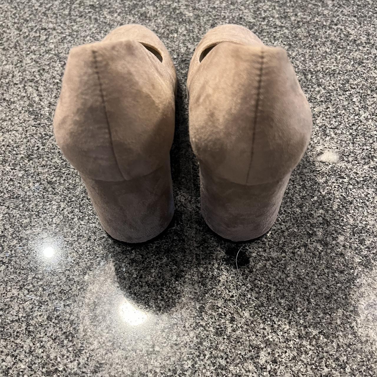 Women's Cream Footwear Depop