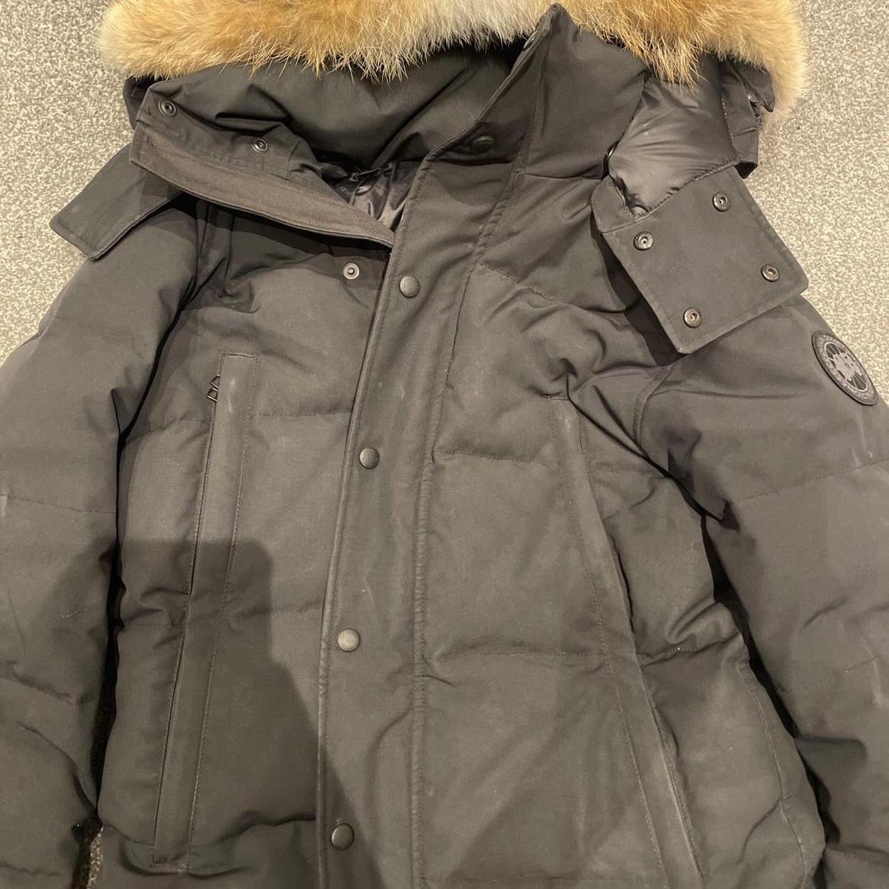 Canada Goose Men's Black Coat | Depop