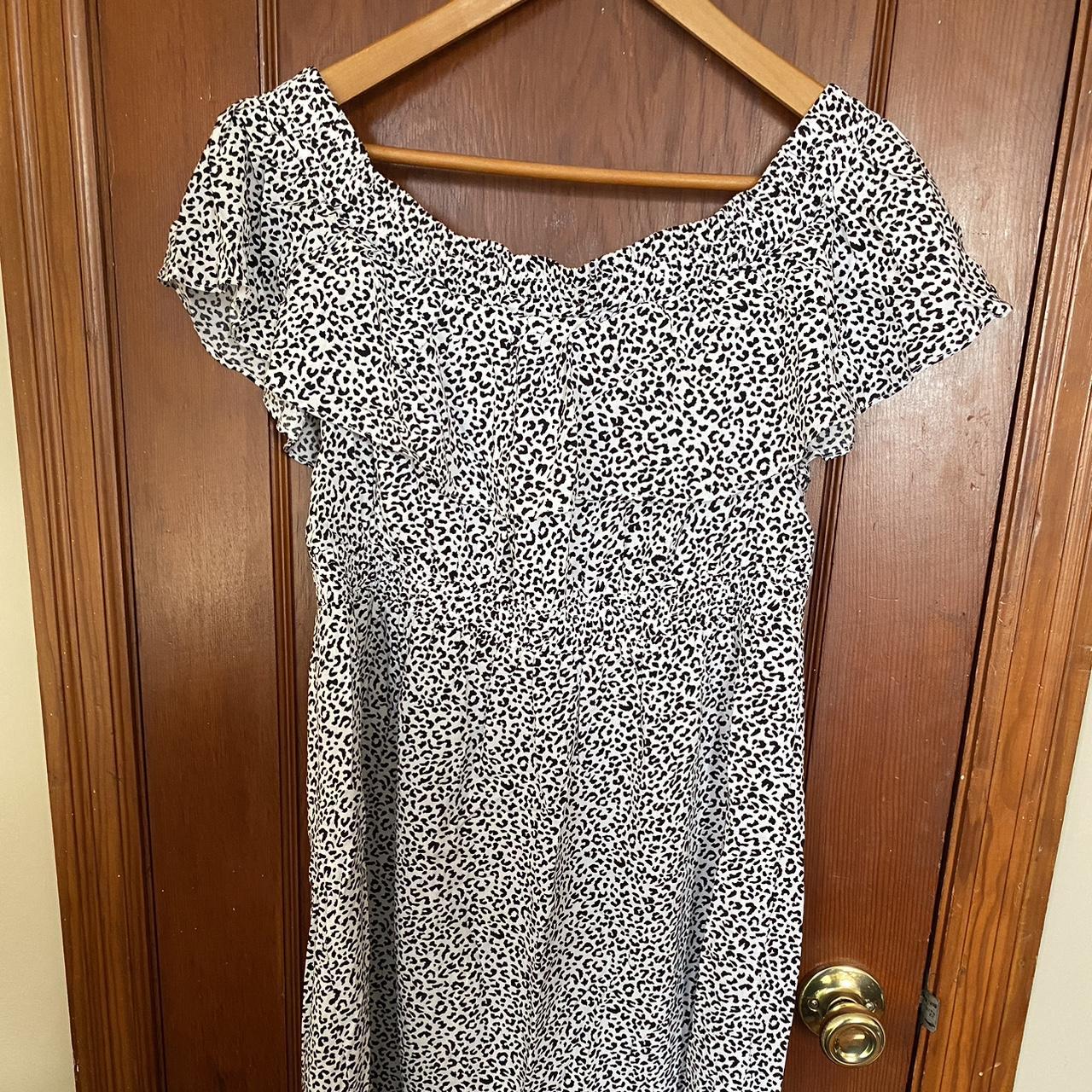 Ripe Women's Black and White Dress | Depop