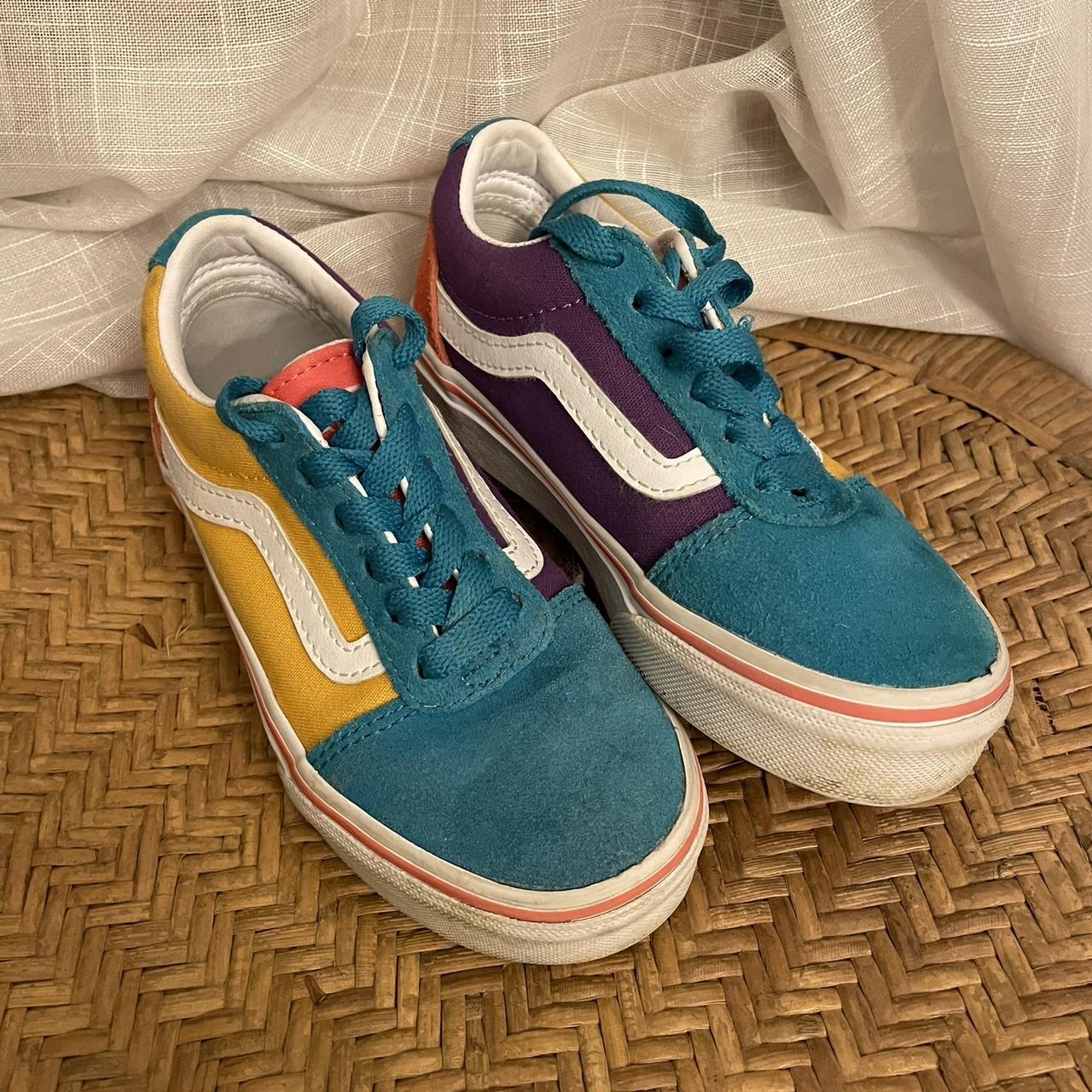 Little kids clearance vans