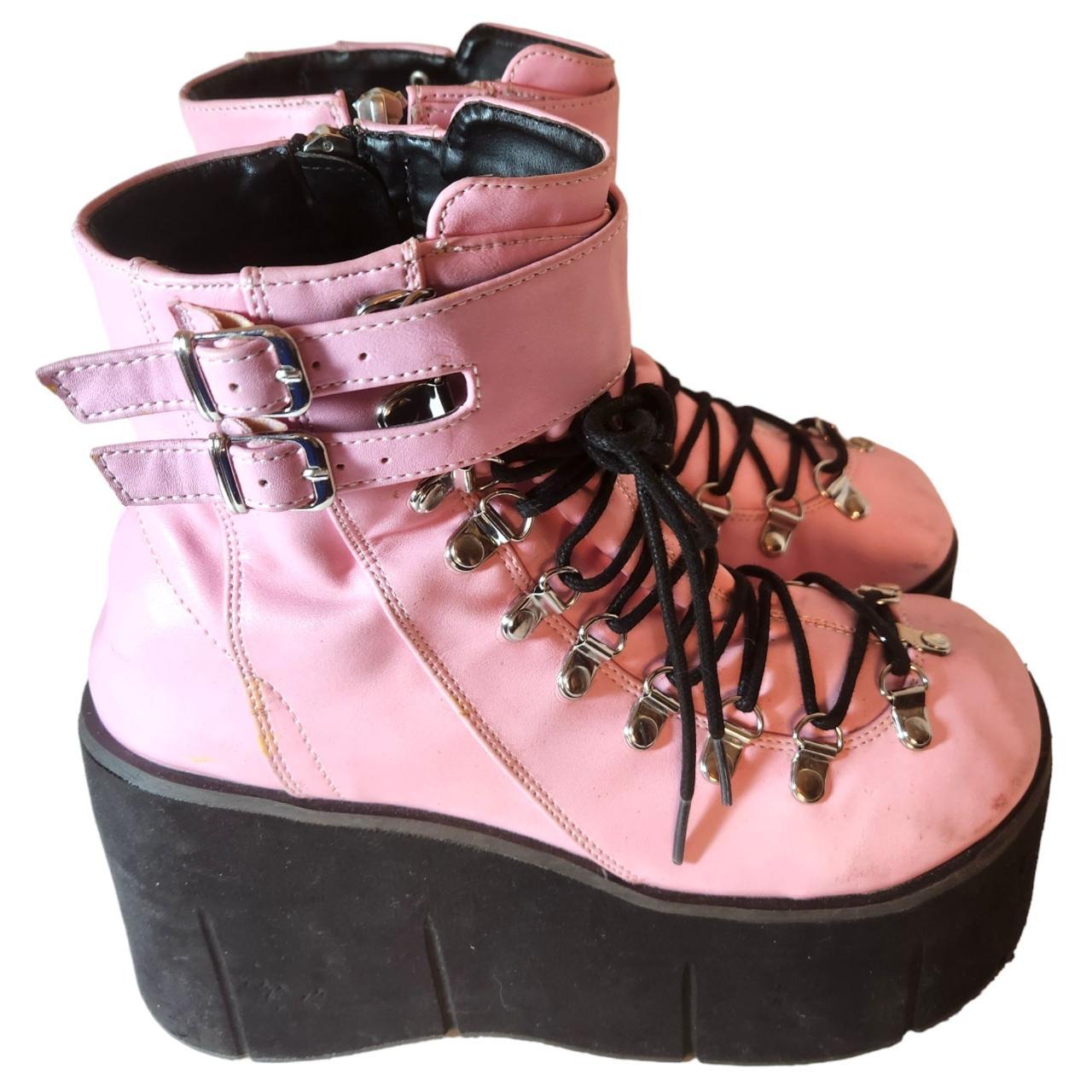 demonia kera 21 pink