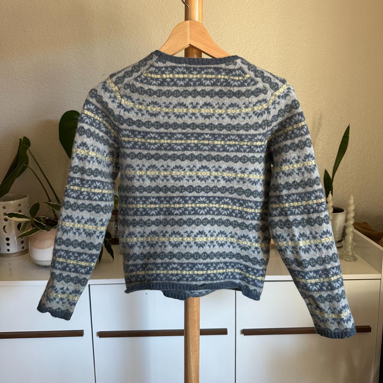 Women's Eddie Bauer Wool Sweater Size S **tiny... Depop