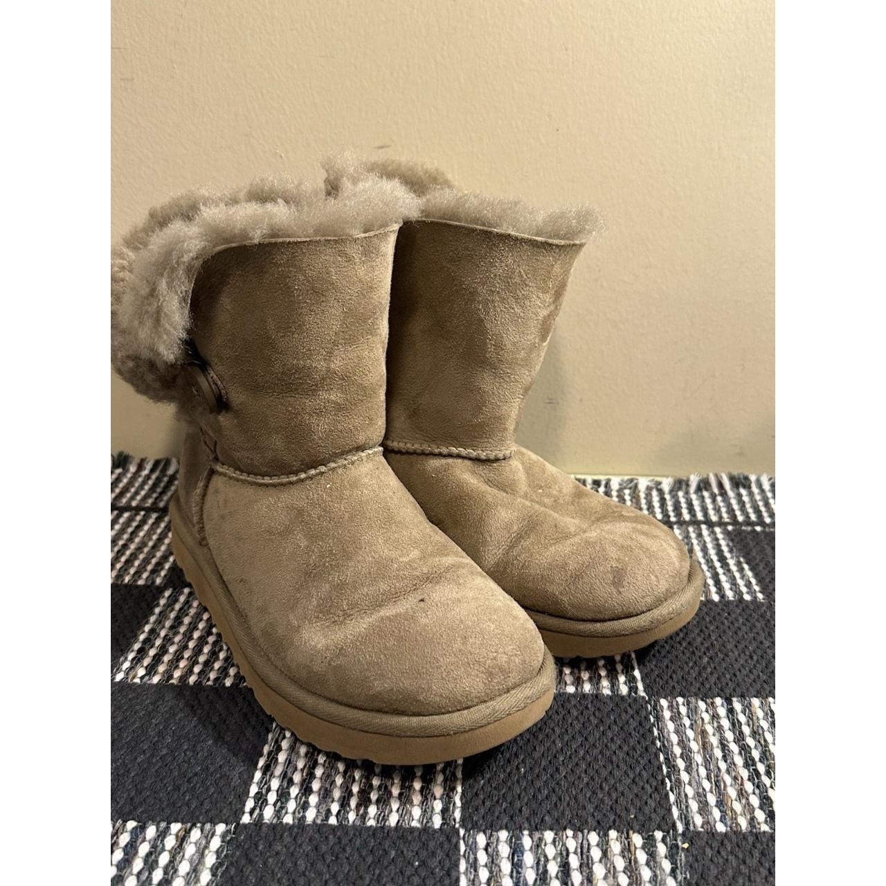 item listed by sinselling