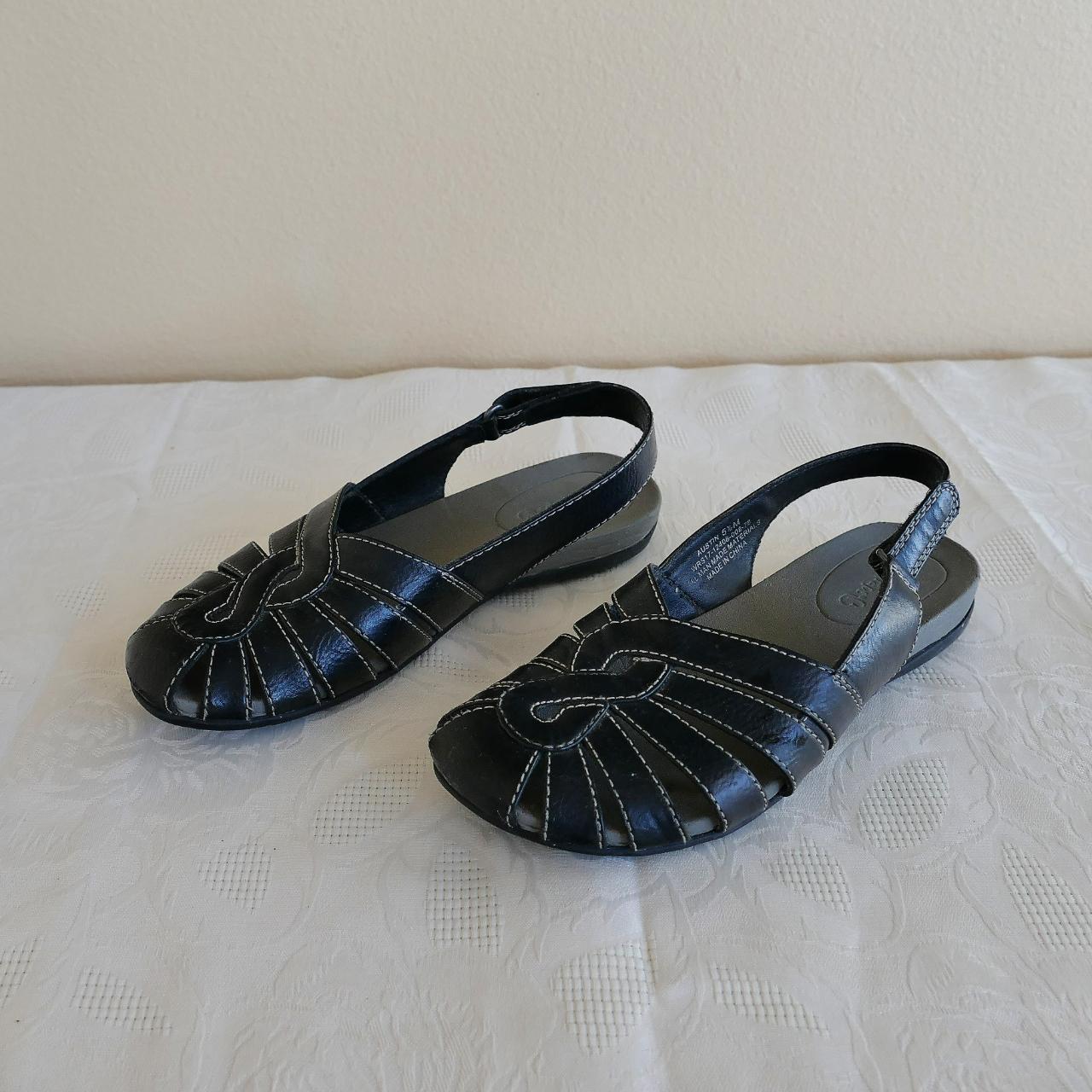 Baretraps Women's Black Sandals | Depop