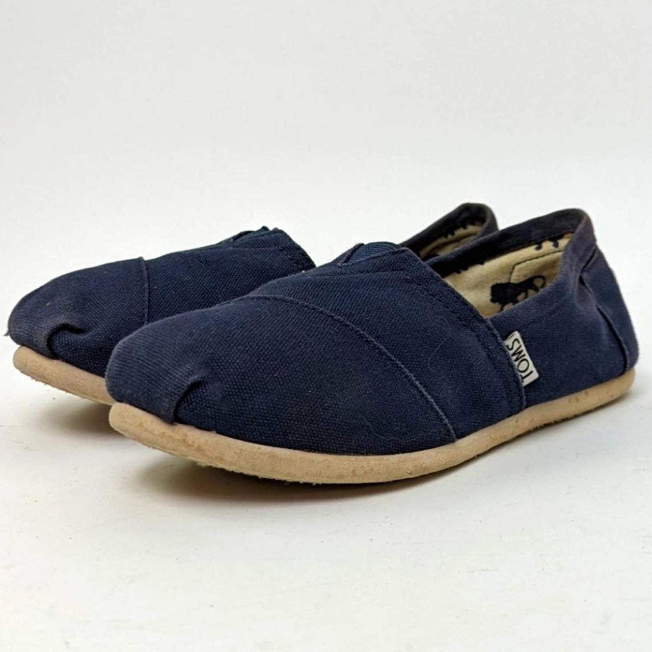 toms classic navy