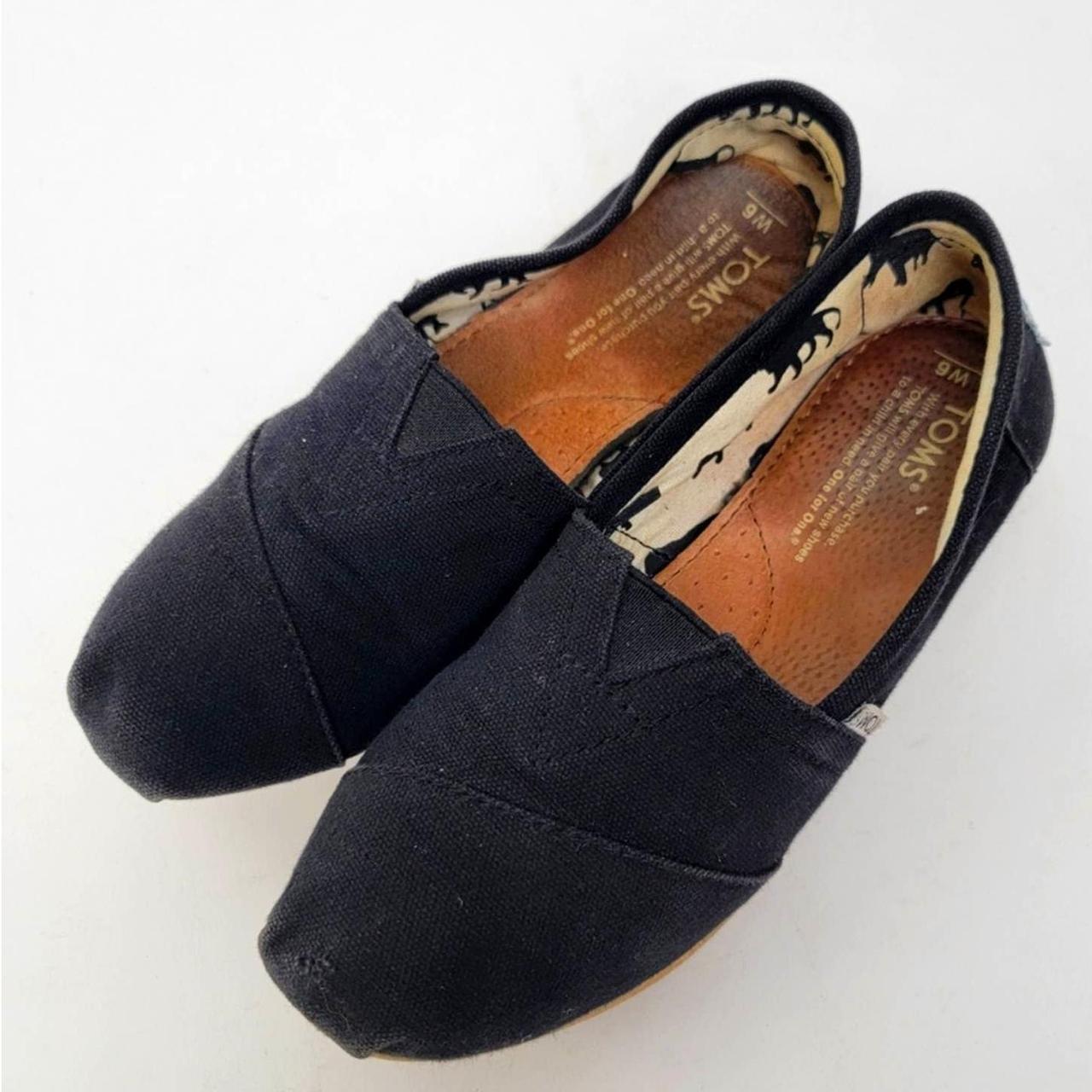 Toms Black Canvas Classic Flats - 6 Animal Fabric - Depop