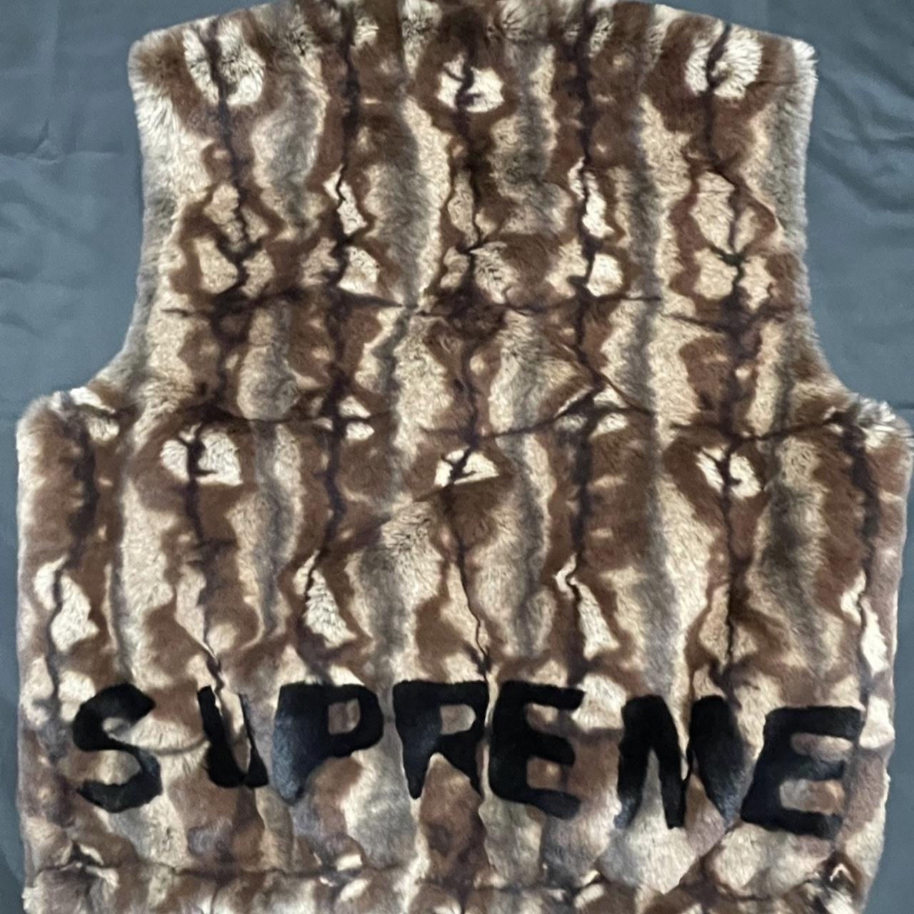Supreme Faux Fur Hooded Vest size Large New and - Depop