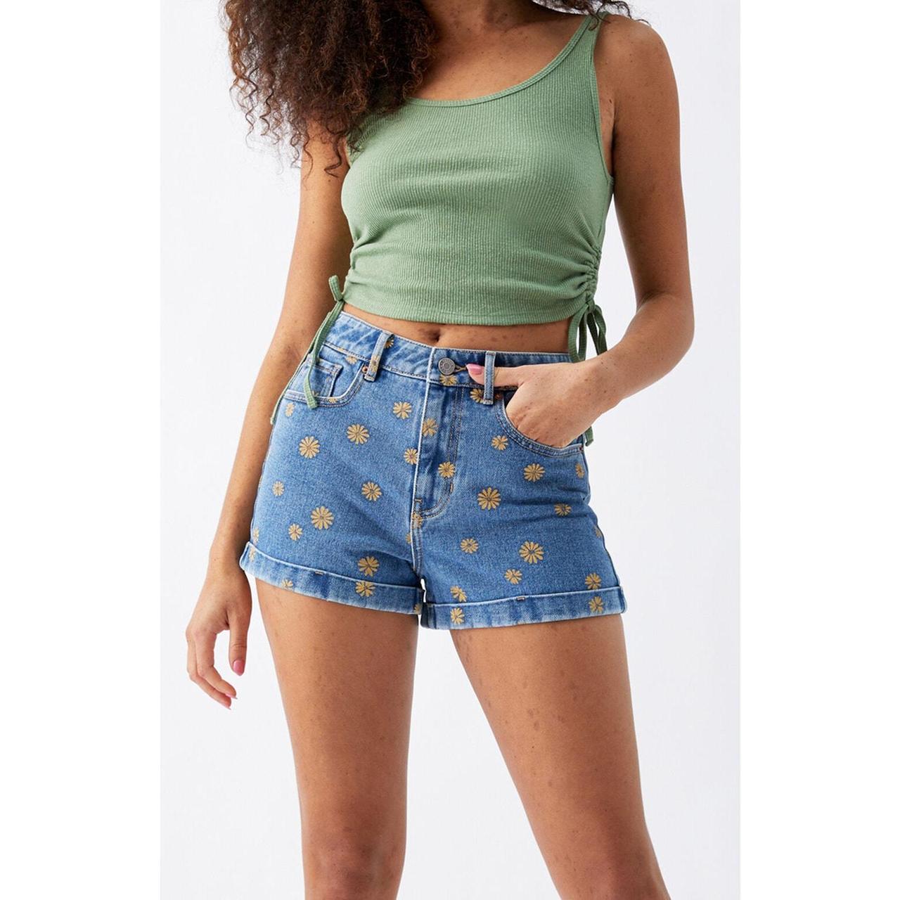 PacSun Wild Daisy Denim Mom Shorts High rise