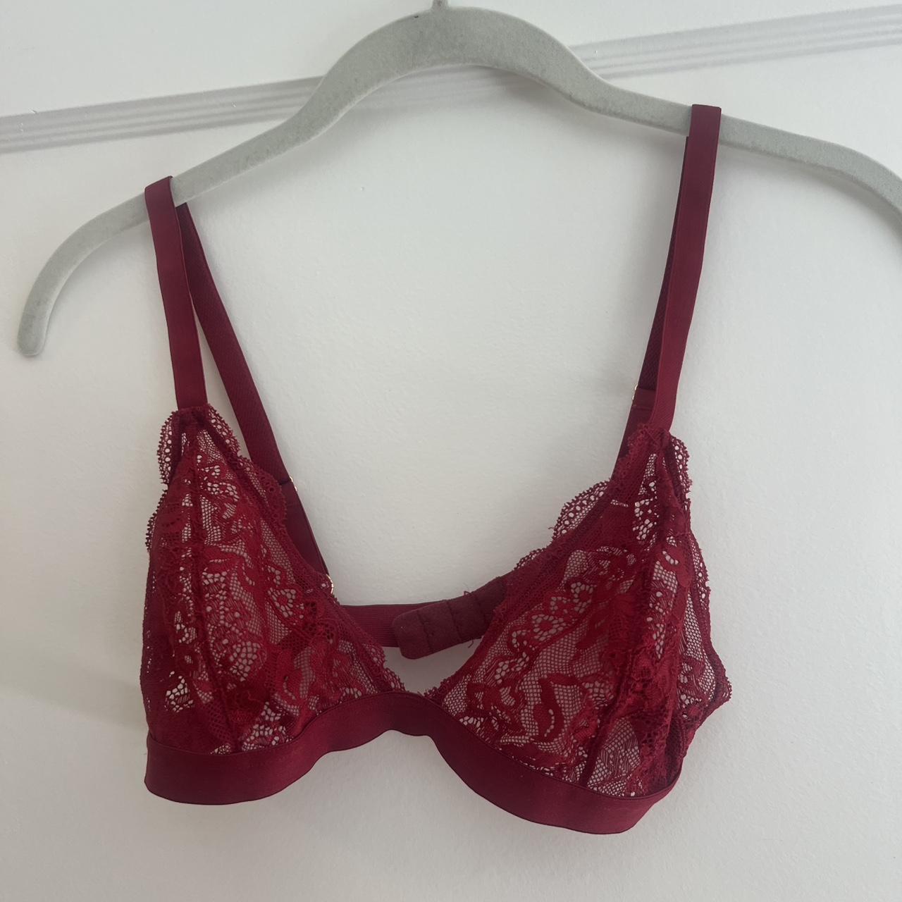 item listed by roxywrighttt