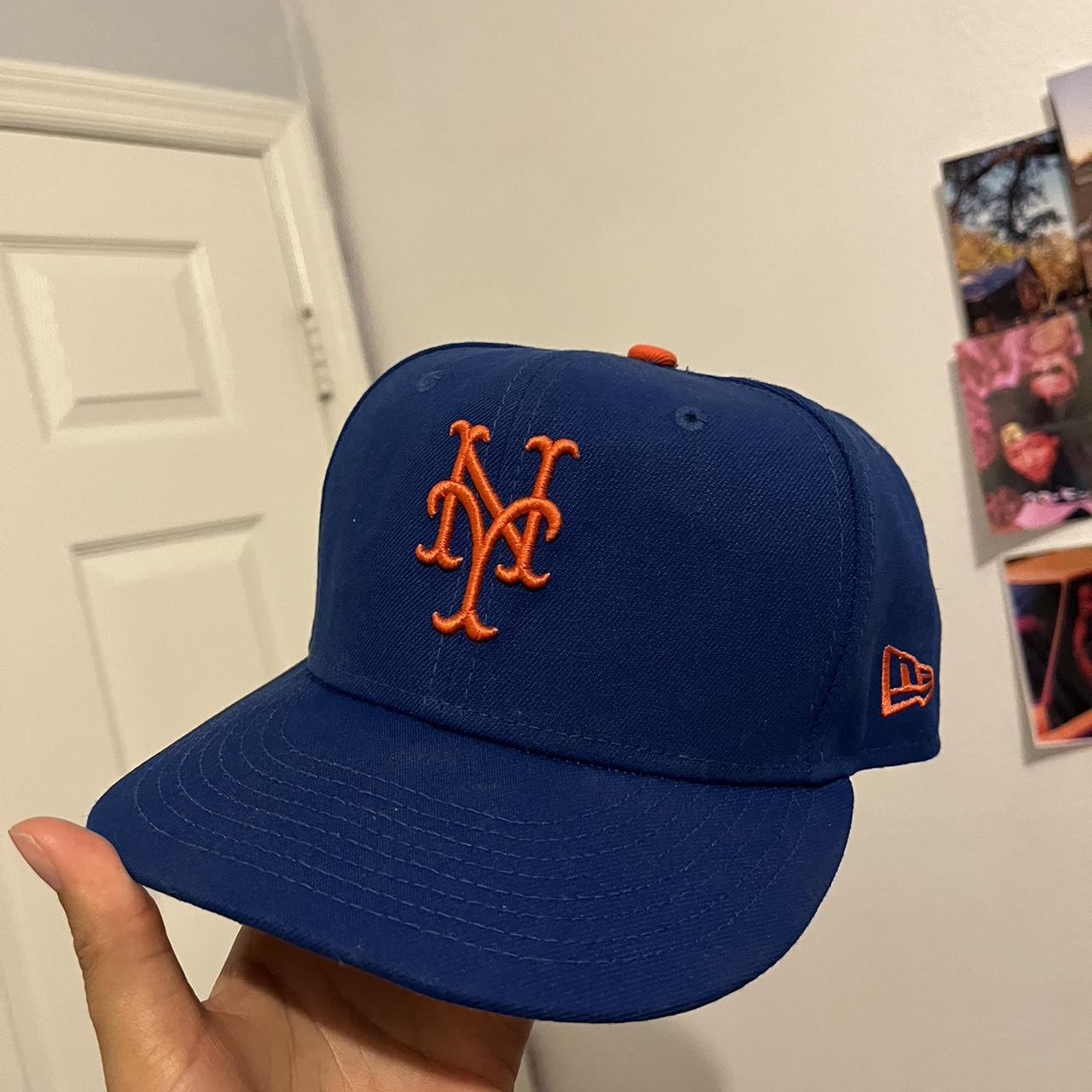 New York Mets fitted 🗽// Size 7 1/4 Royal Throwback... - Depop