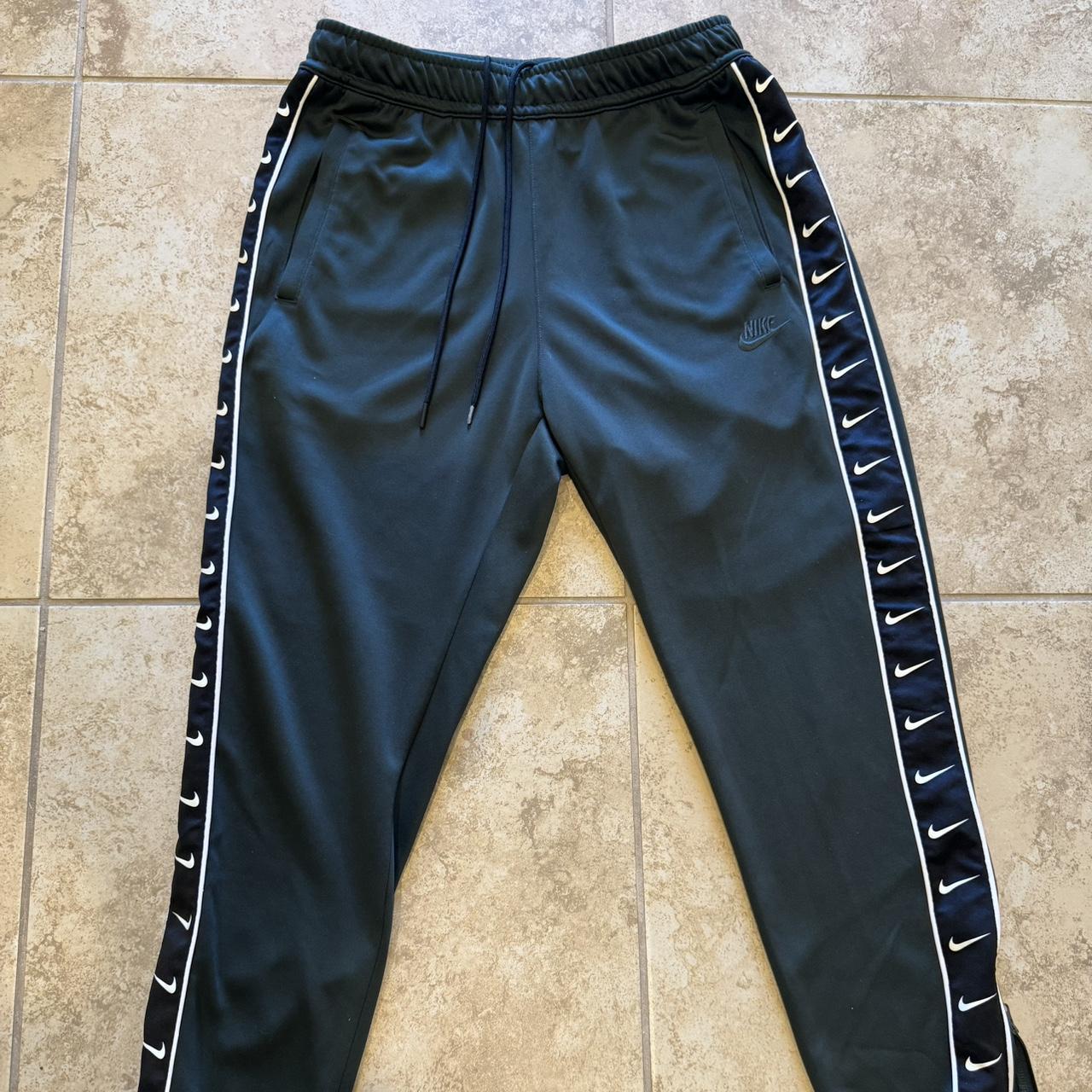 nike joggers with zips