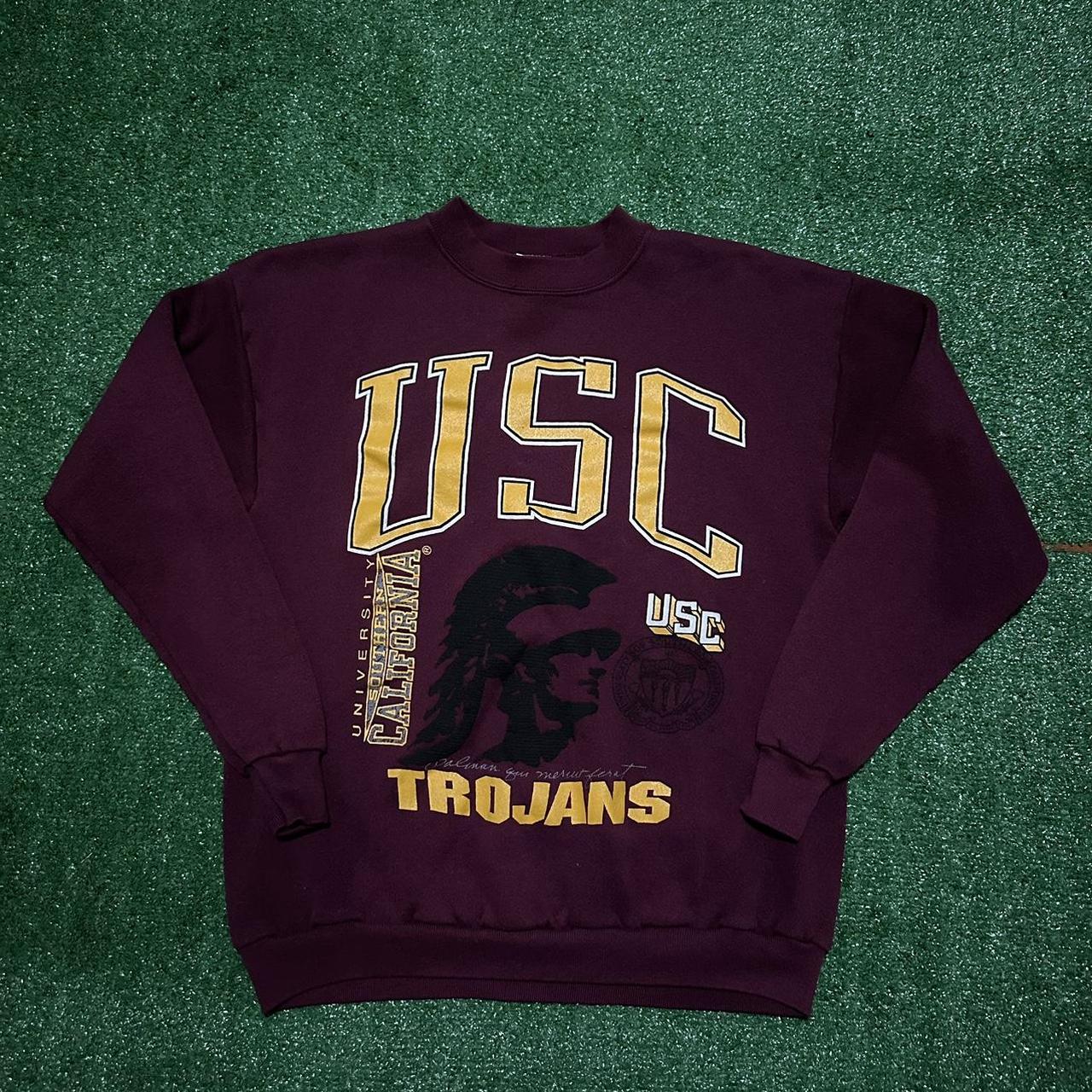 This vintage USC Trojans crewneck sweatshirt from