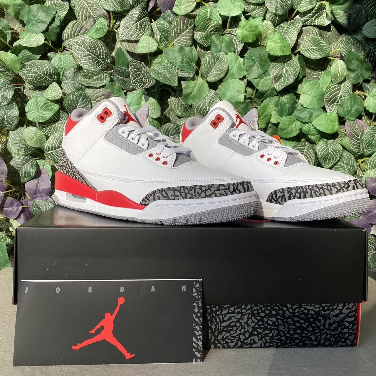 Jordan Men's White and Red Trainers | Depop