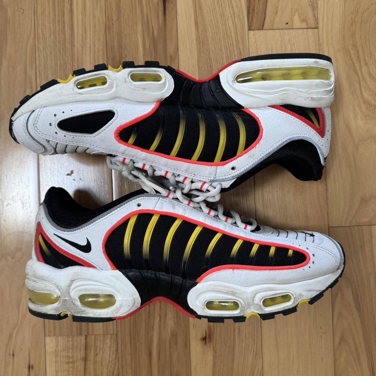 nike air max tailwind crimson