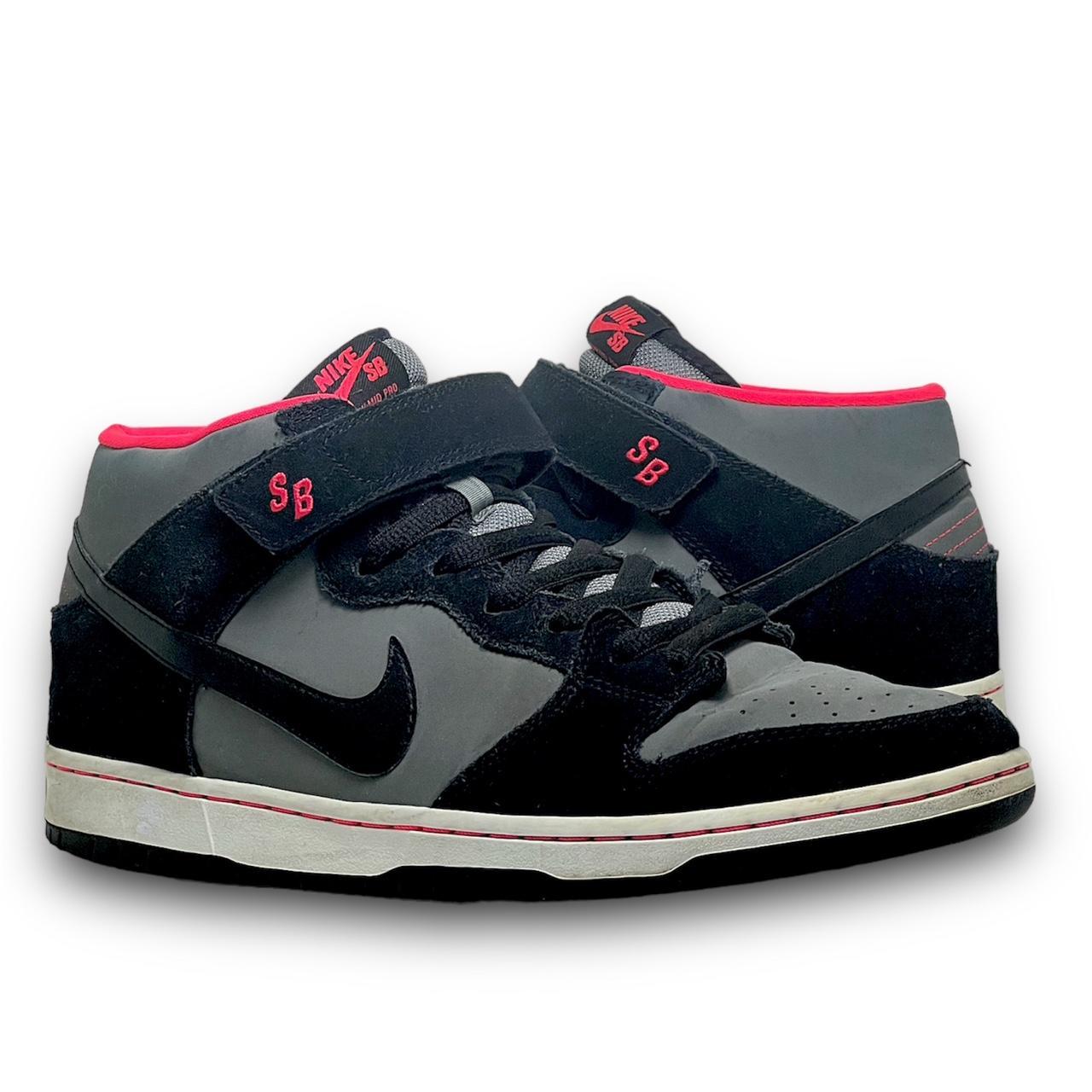 nike sb dunk mid pro qs