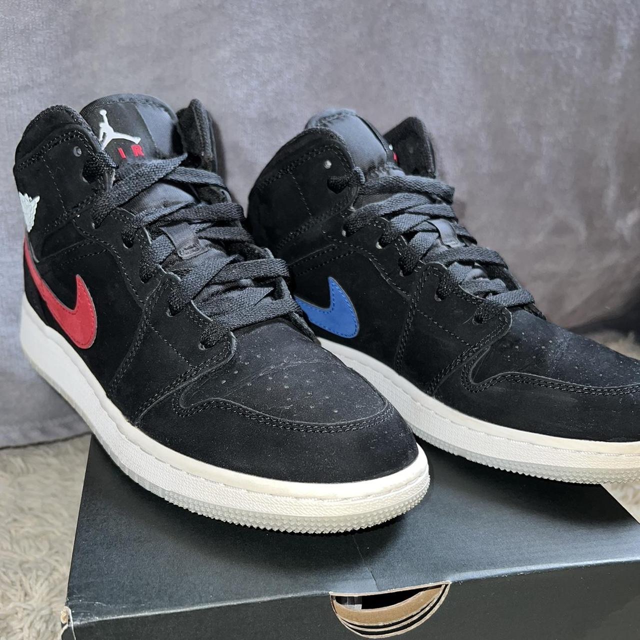 Jordan 1 half red half blue best sale