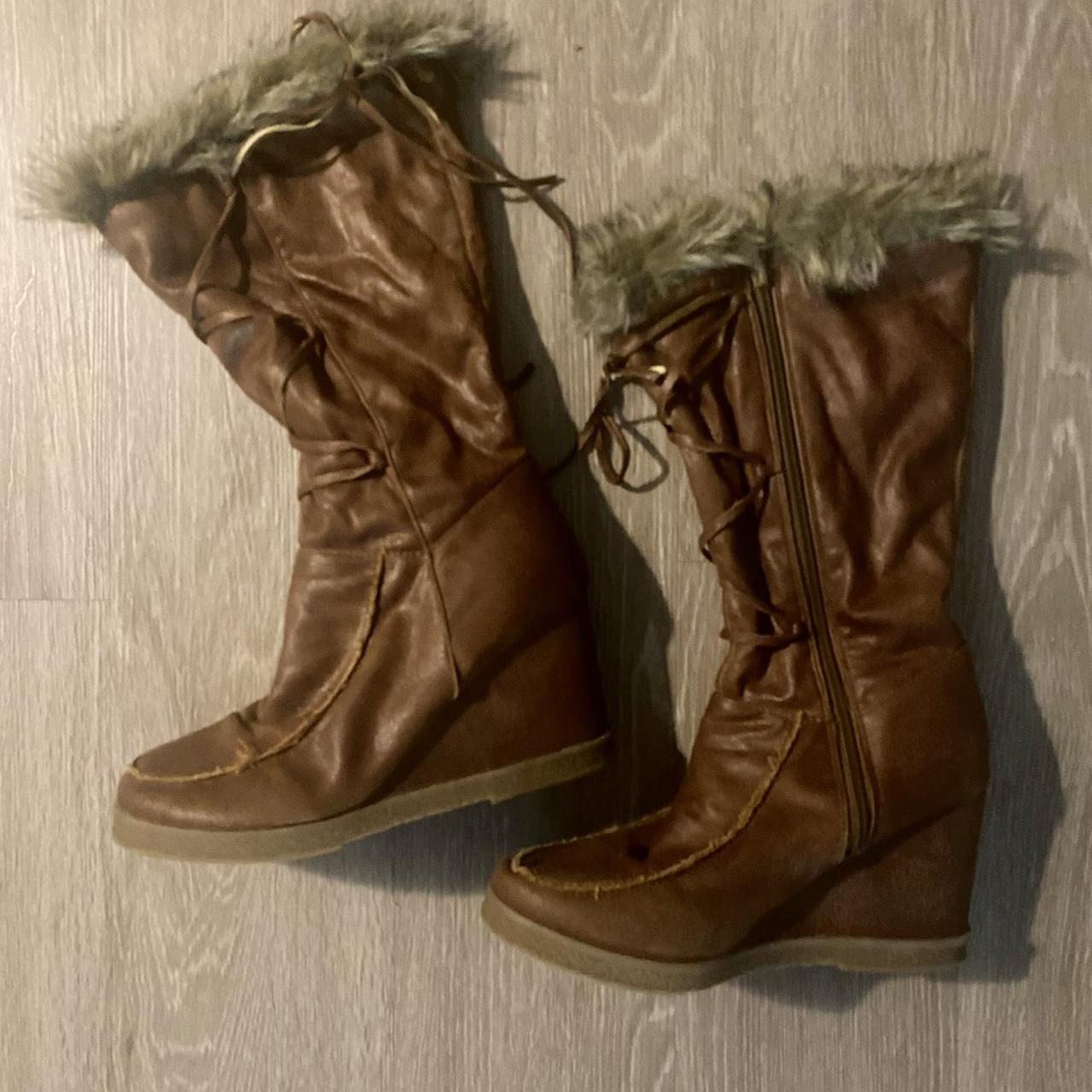 Women's Brown Boots Depop