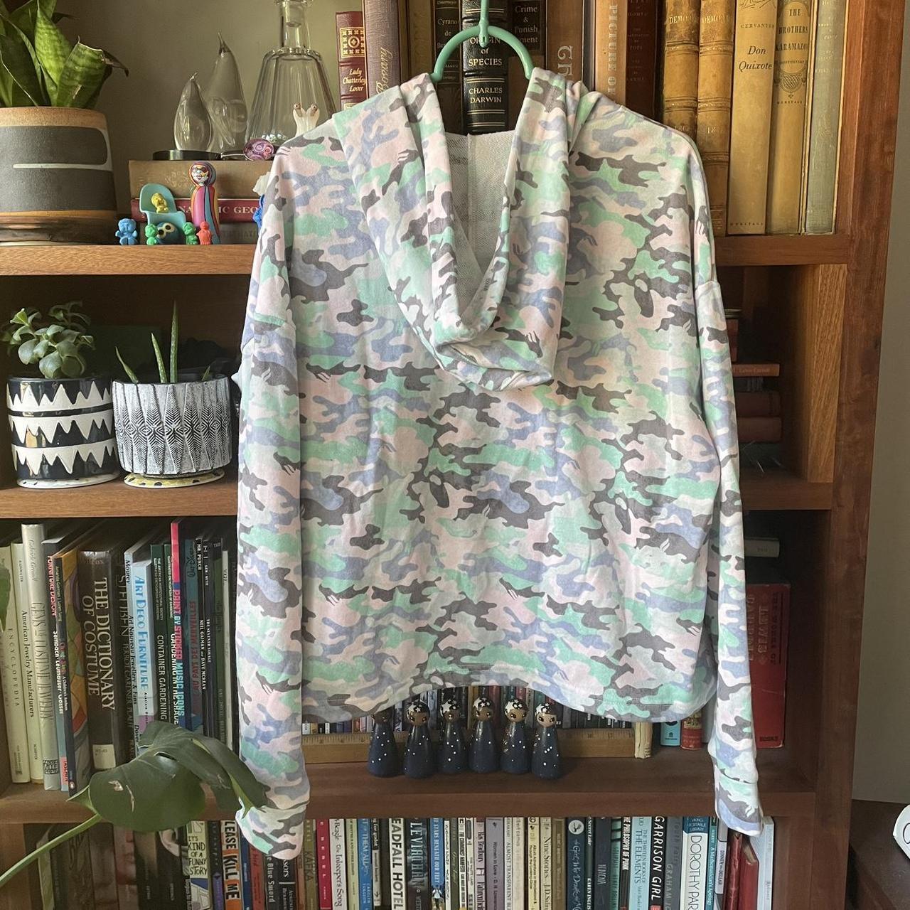 Fabletics Women's Sweatshirt - Multi/White - L – … - image 6