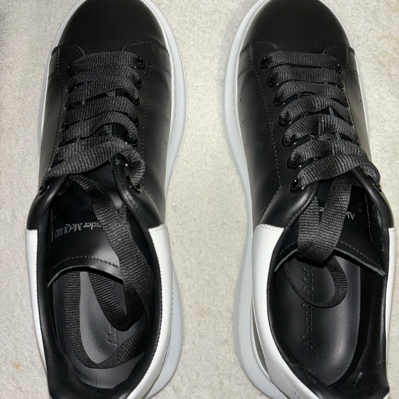 Mens black alexander mcqueen trainers best sale