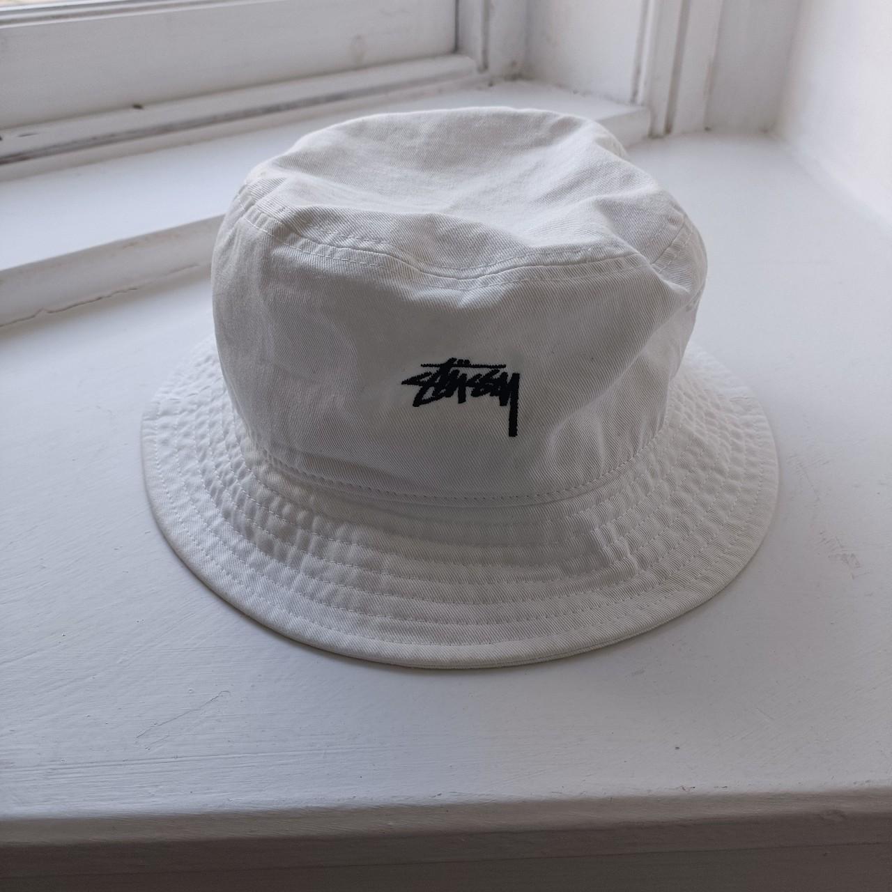 Stussy - White bucket hat - Large - Worn a couple of... - Depop