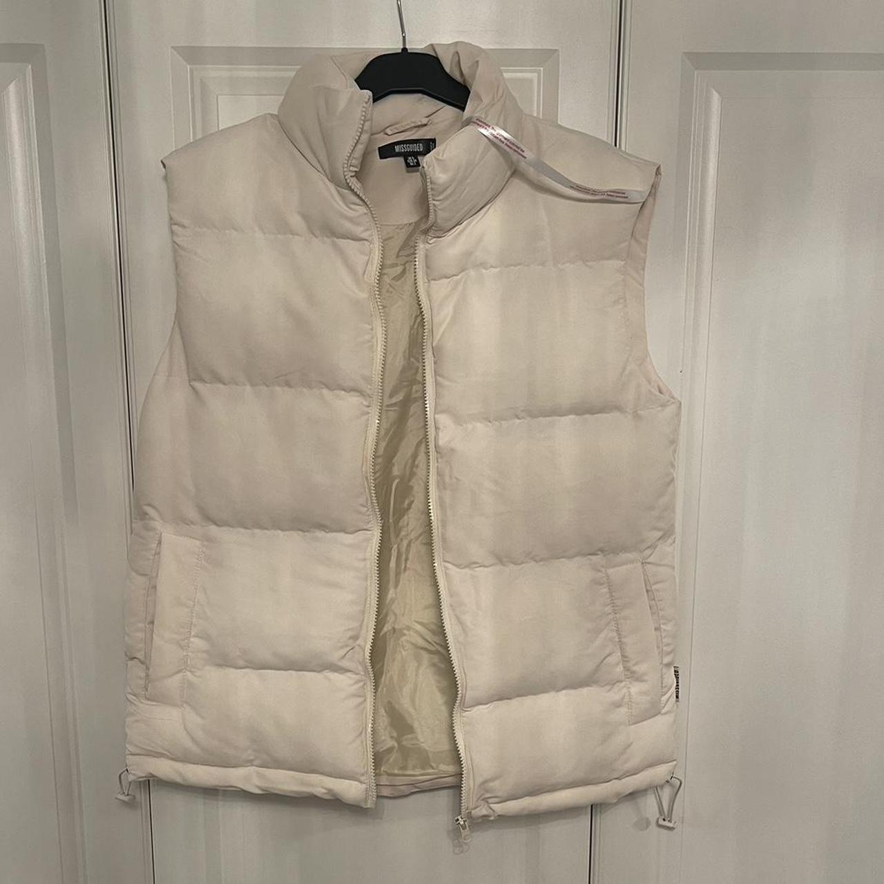 Missguided cream puffer gilet Never worn Perfect... - Depop