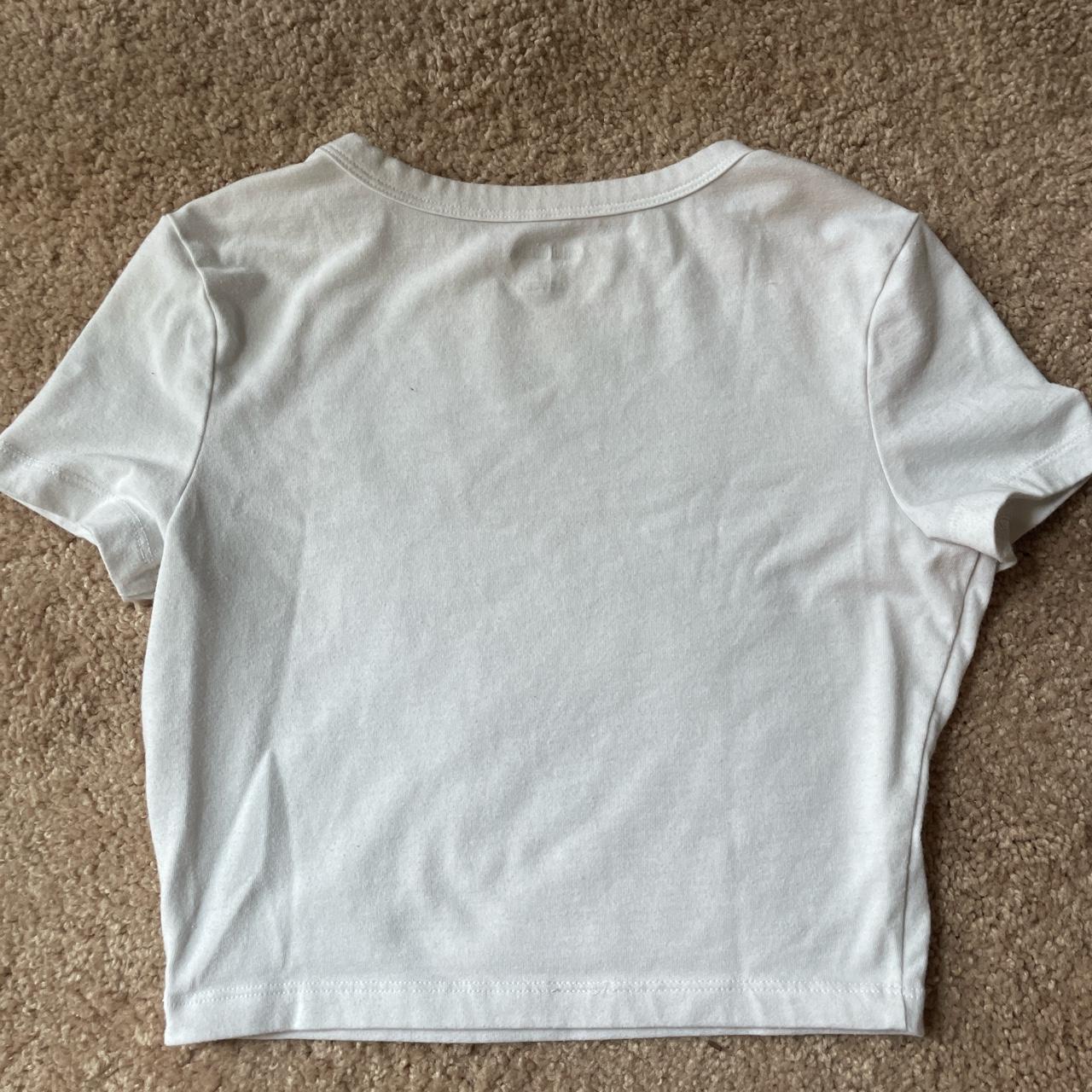 Wild Fable White Cropped Tee size: xs fitted tee.... - Depop