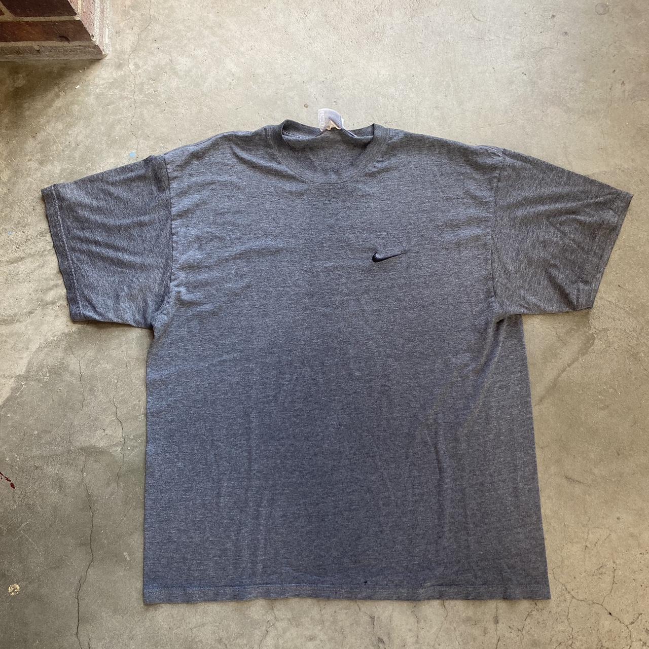 Nike Men's Black and Grey T-shirt | Depop