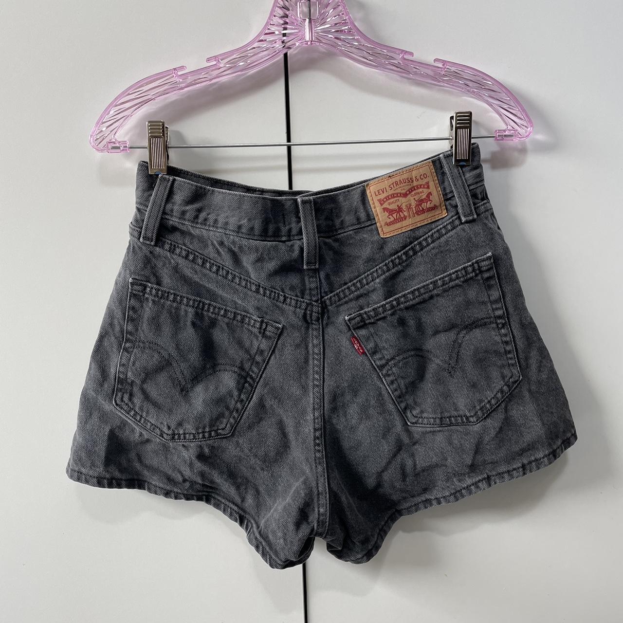 Levi’s High Waisted Mom Shorts, Vintage inspired