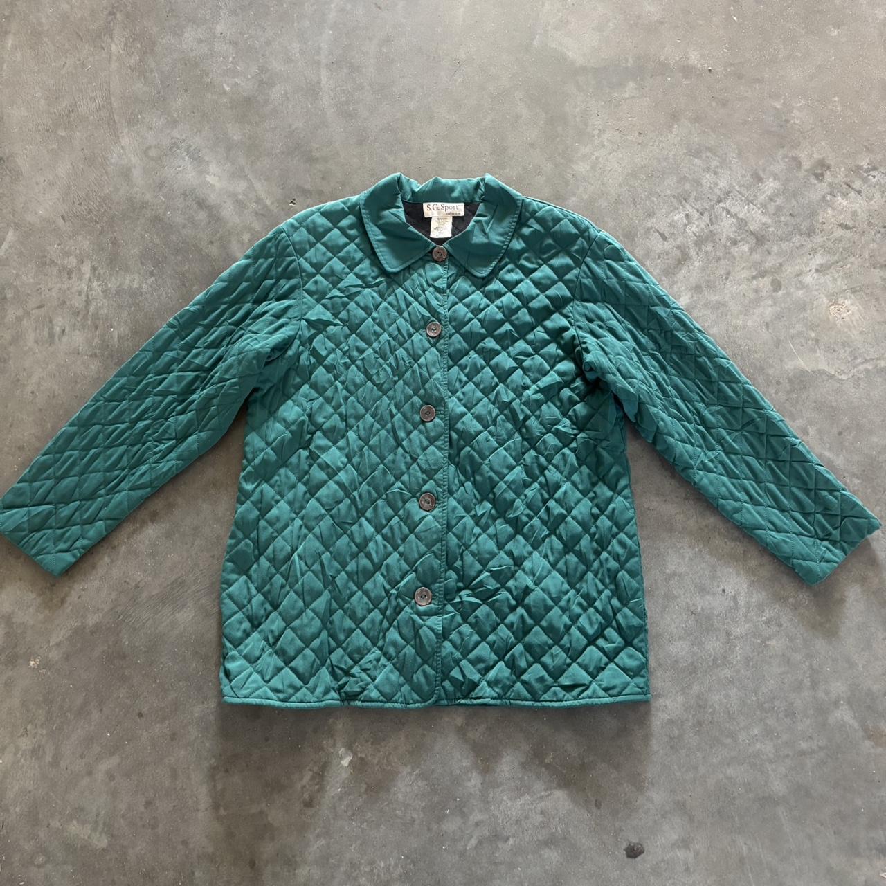 item listed by fullythriftedd