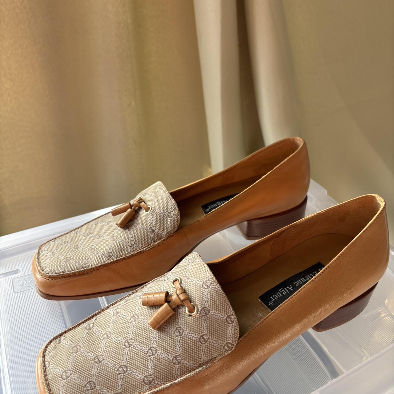 item listed by commonthreadsandfindings