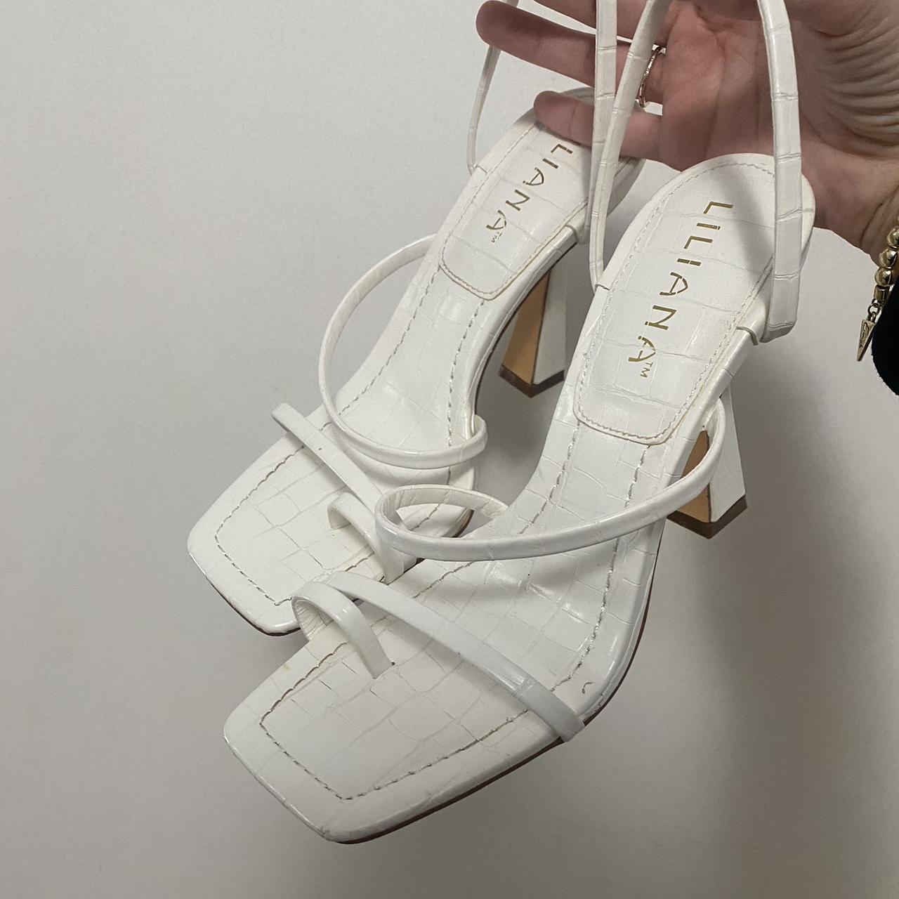 Forever 21 heels —> feel free to make me an... - Depop
