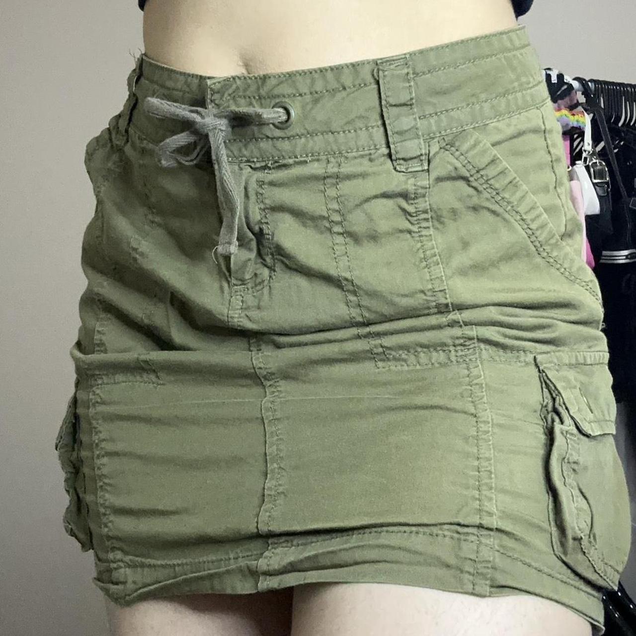 High waisted cargo skirt Size 0 but fits more like... Depop