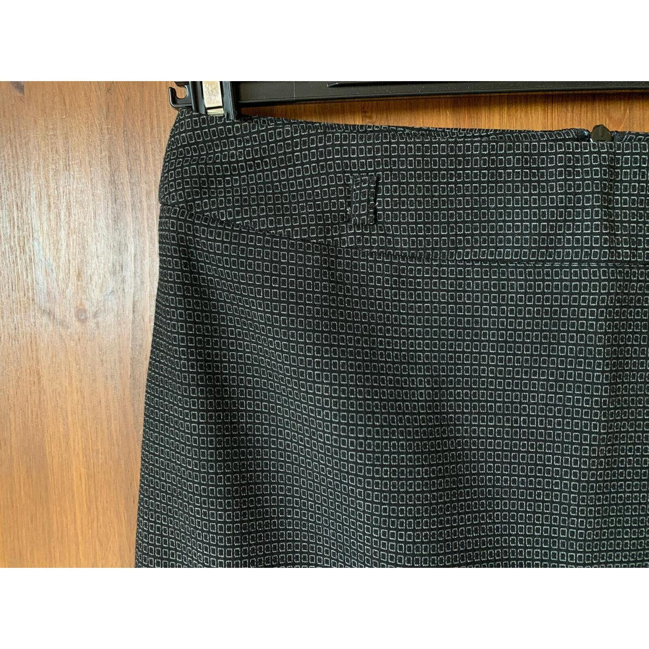 Wallis Women's Grey and Black Skirt (3)